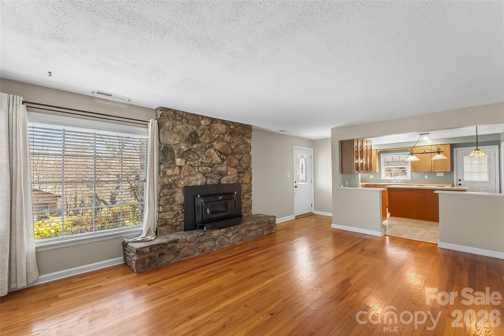 10 Woodmont Drive Property Photo 20