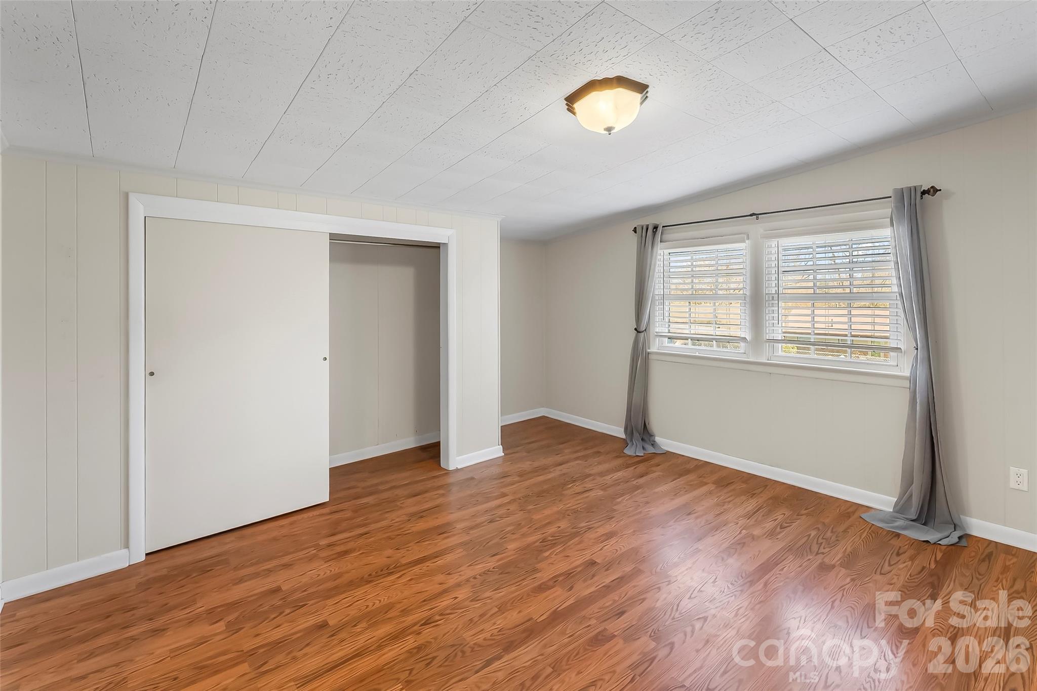 10 Woodmont Drive Property Photo 24