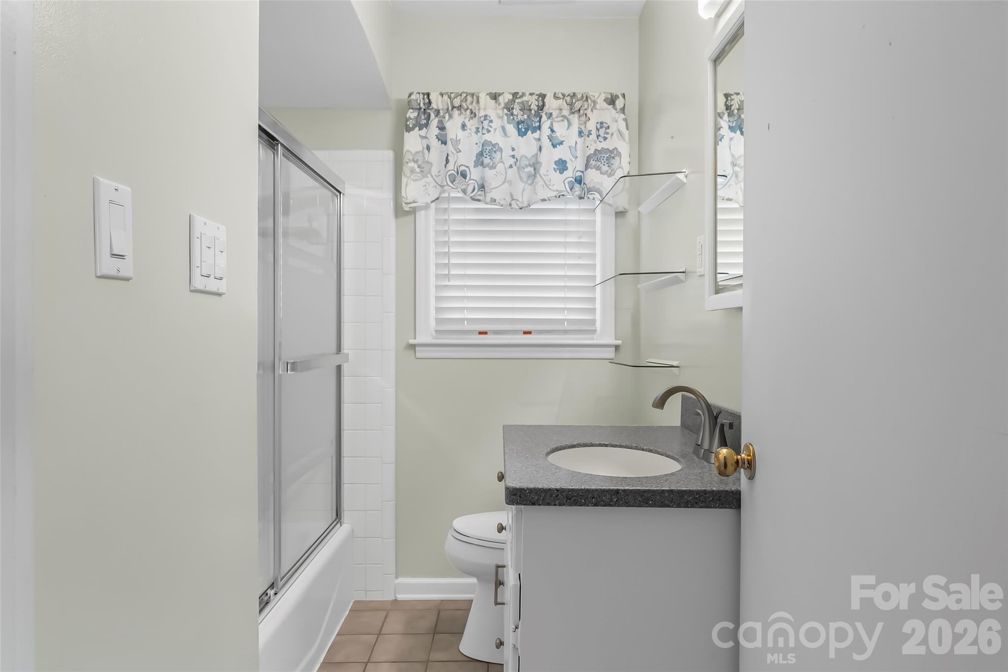 10 Woodmont Drive Property Photo 27