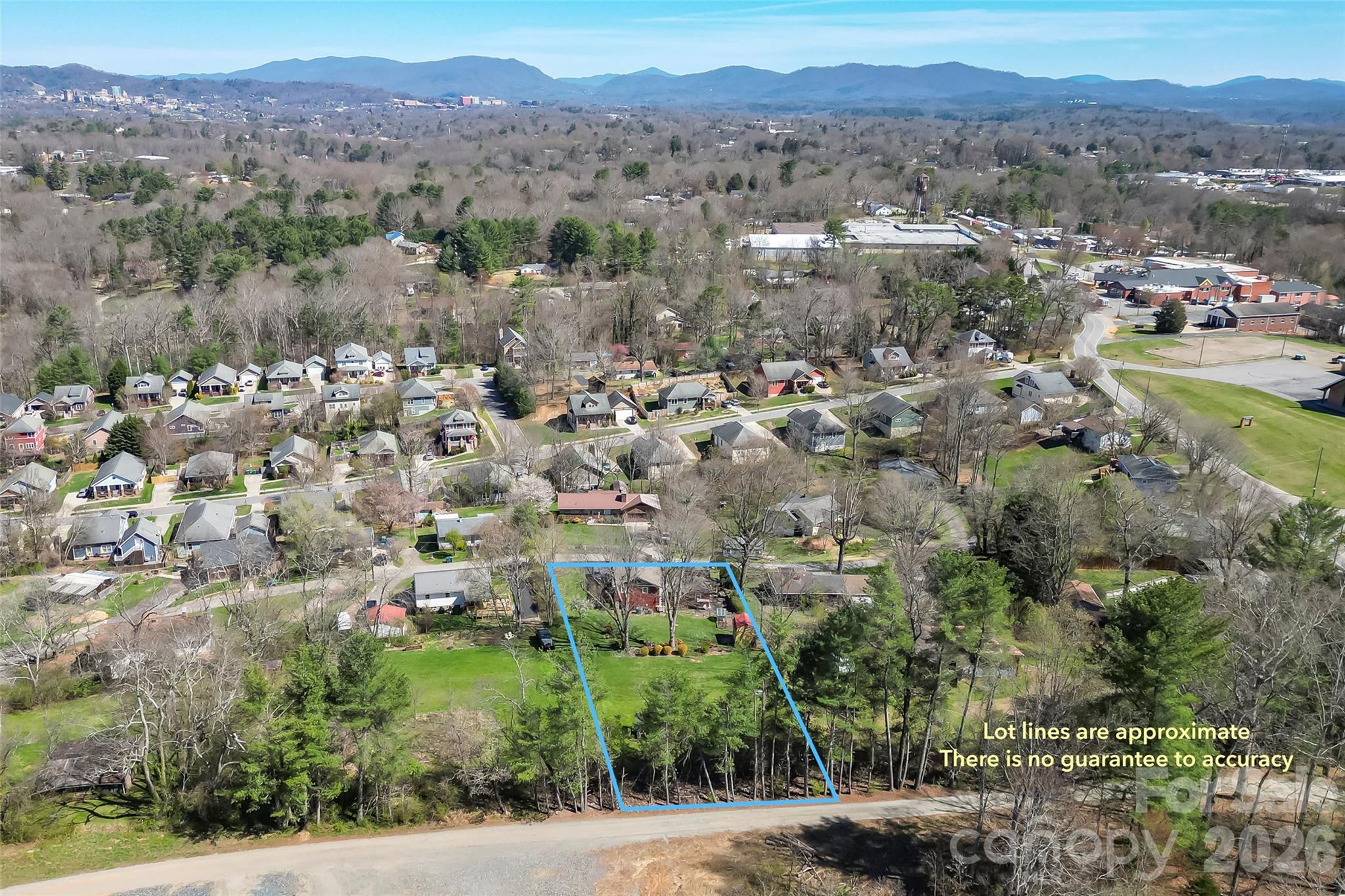 10 Woodmont Drive Property Photo 44