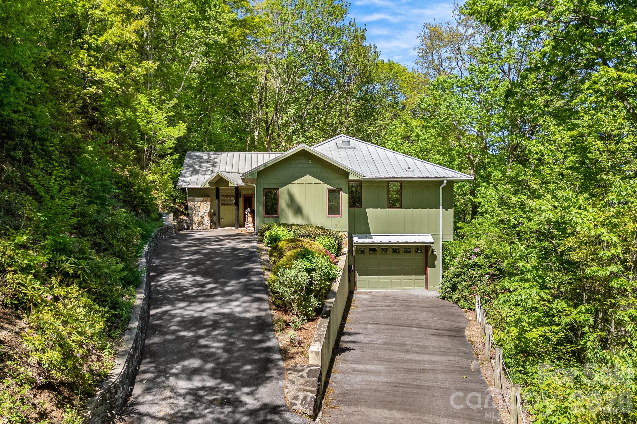 1760 Winding Creek Drive Property Photo 2