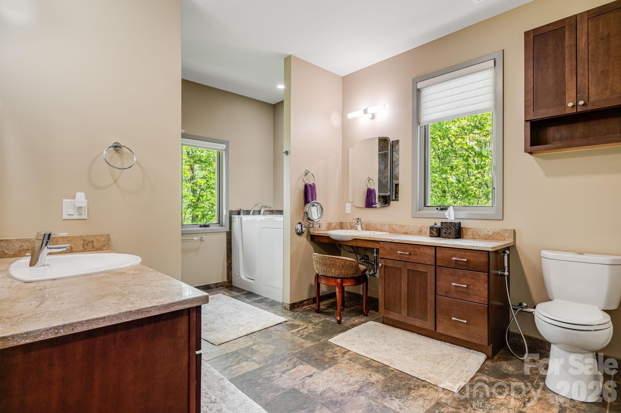 1760 Winding Creek Drive Property Photo 33