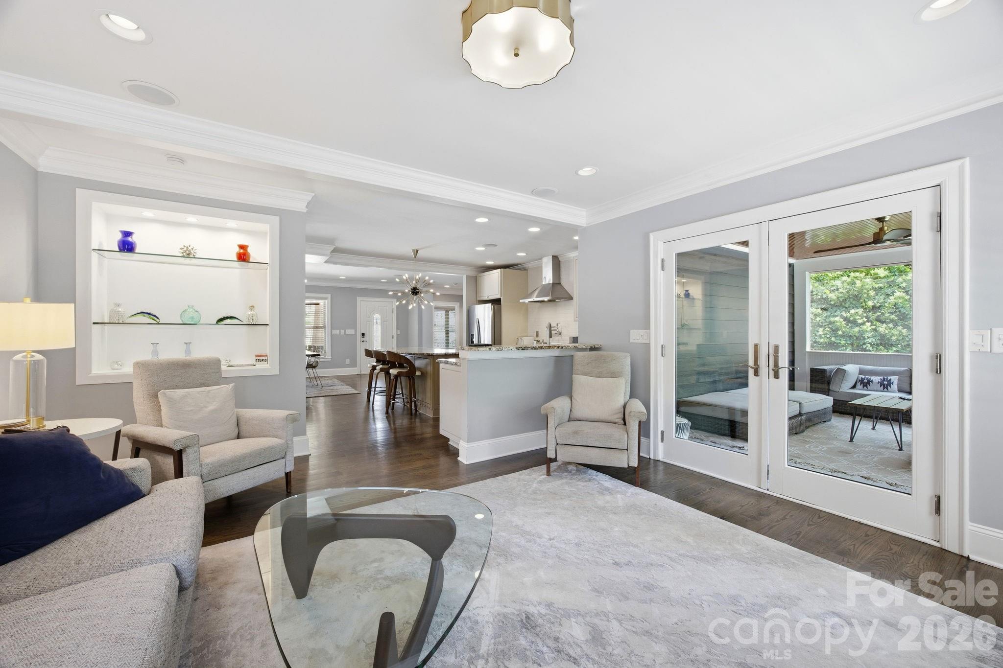 3220 Commonwealth Avenue Property Photo 14