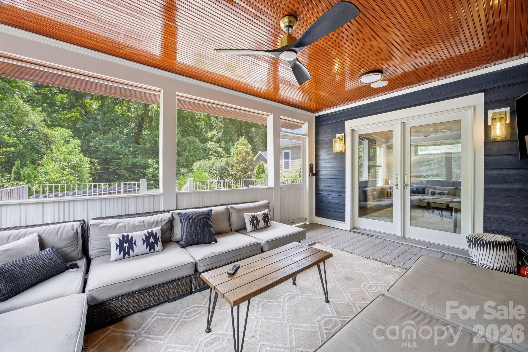 3220 Commonwealth Avenue Property Photo 15