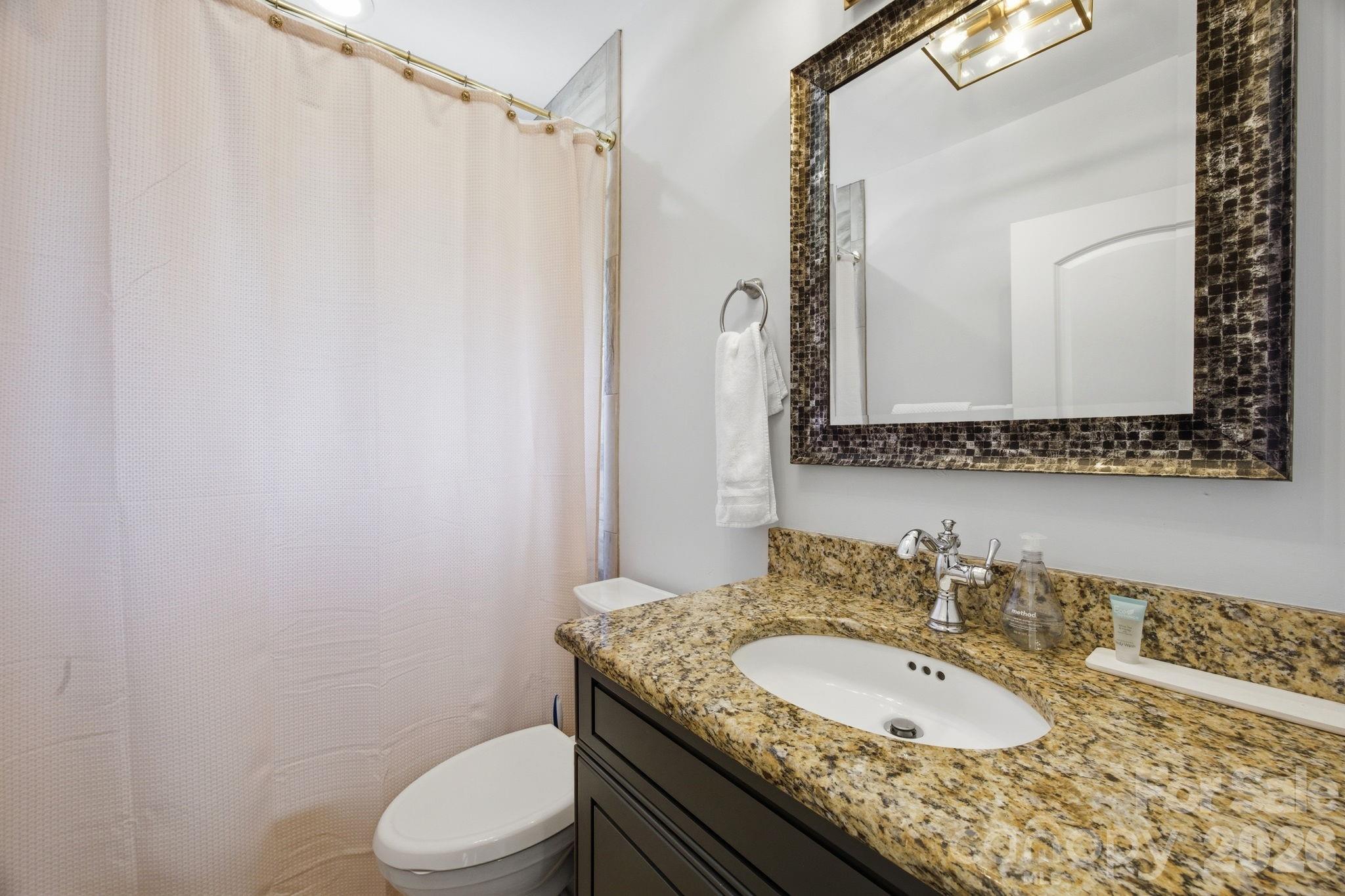 3220 Commonwealth Avenue Property Photo 16
