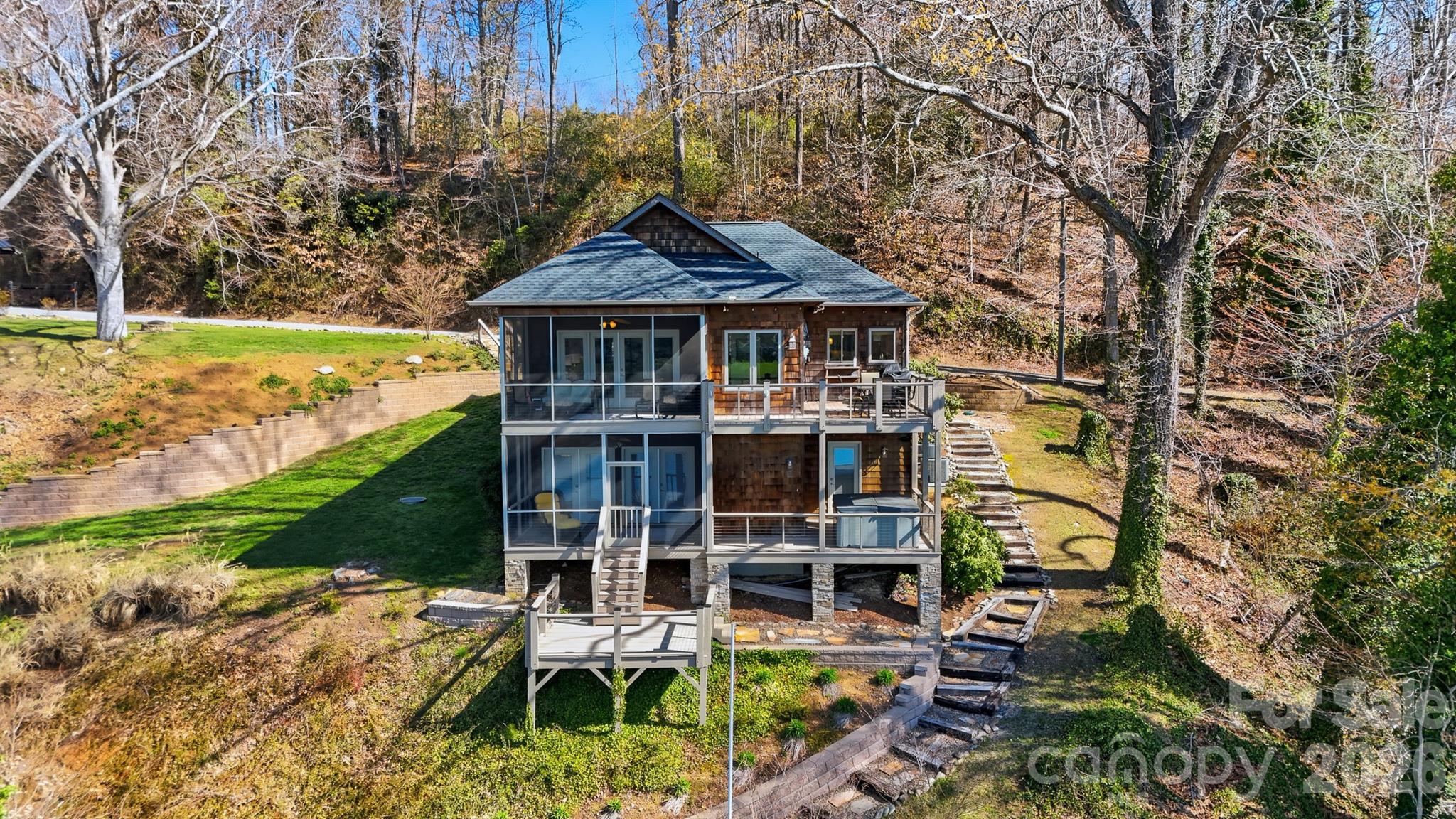 152 Bridge Pointe Lane Property Photo 15