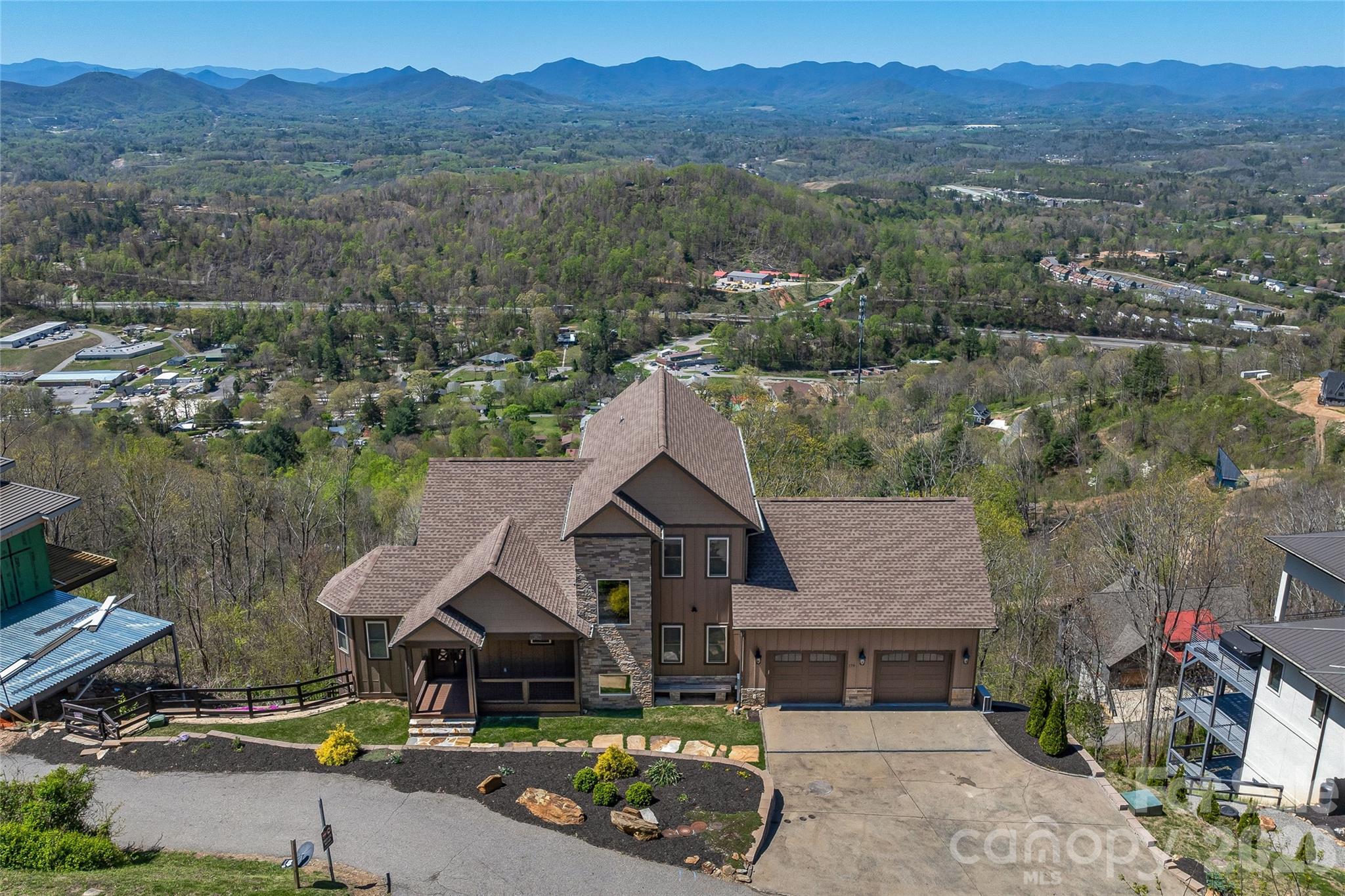 179 Serenity Ridge Trail Property Photo 2