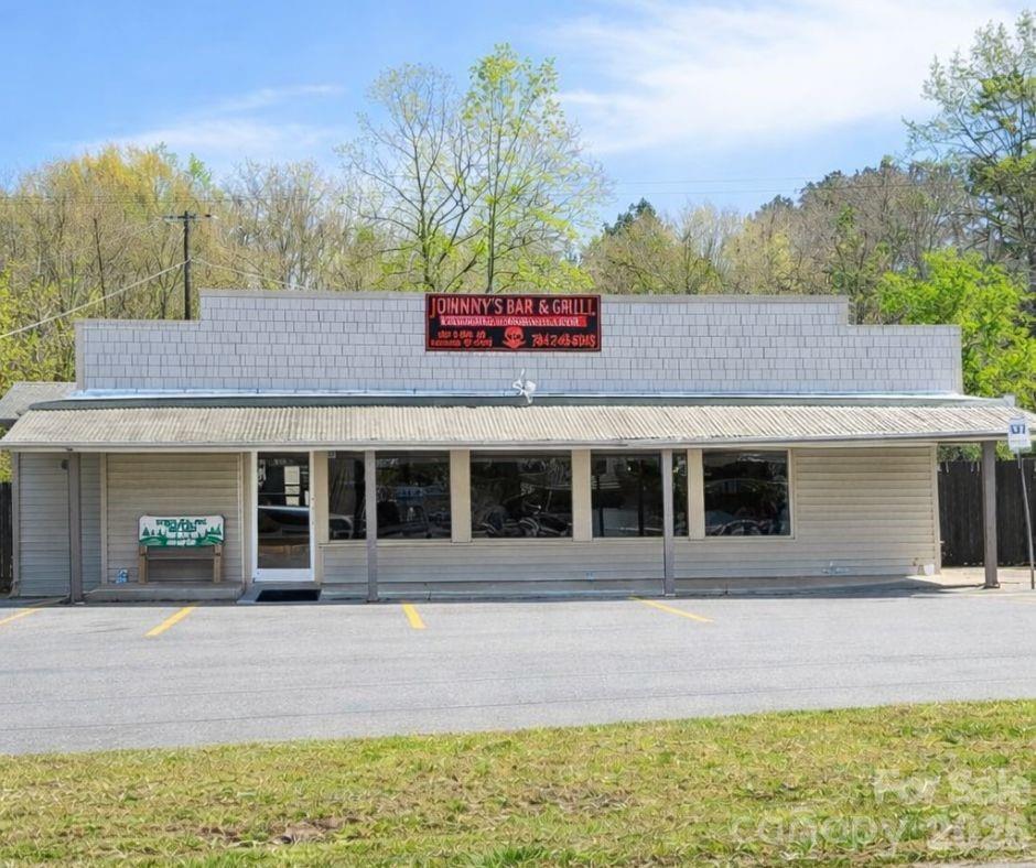 1519 W NC Hwy 150 Highway Property Photo 1