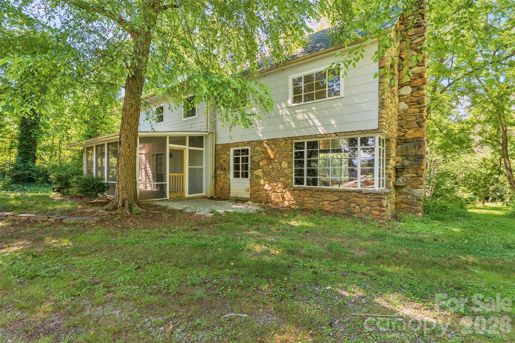 112 Candler School Road Property Photo 1