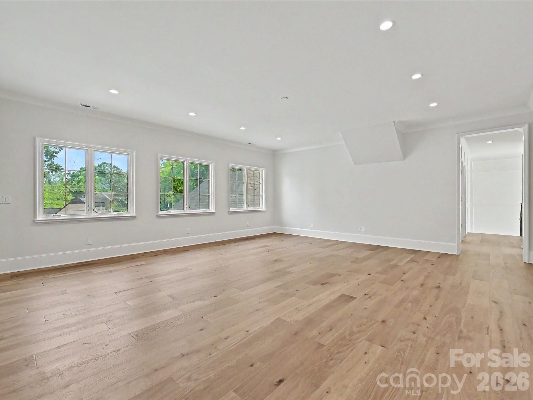 3701 Pelham Lane Property Photo 33
