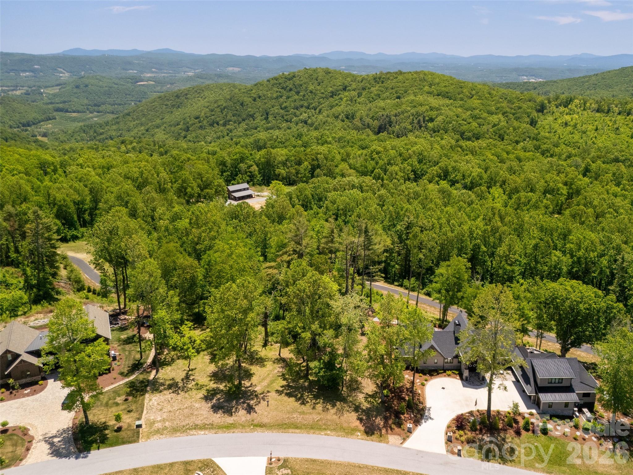 189 Dancing Bear Drive Property Photo 2