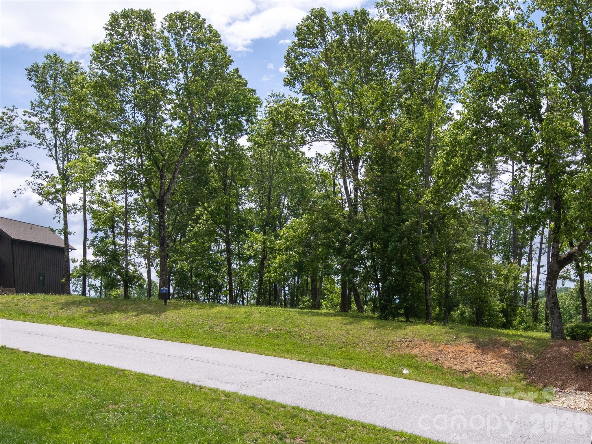 189 Dancing Bear Drive Property Photo 10