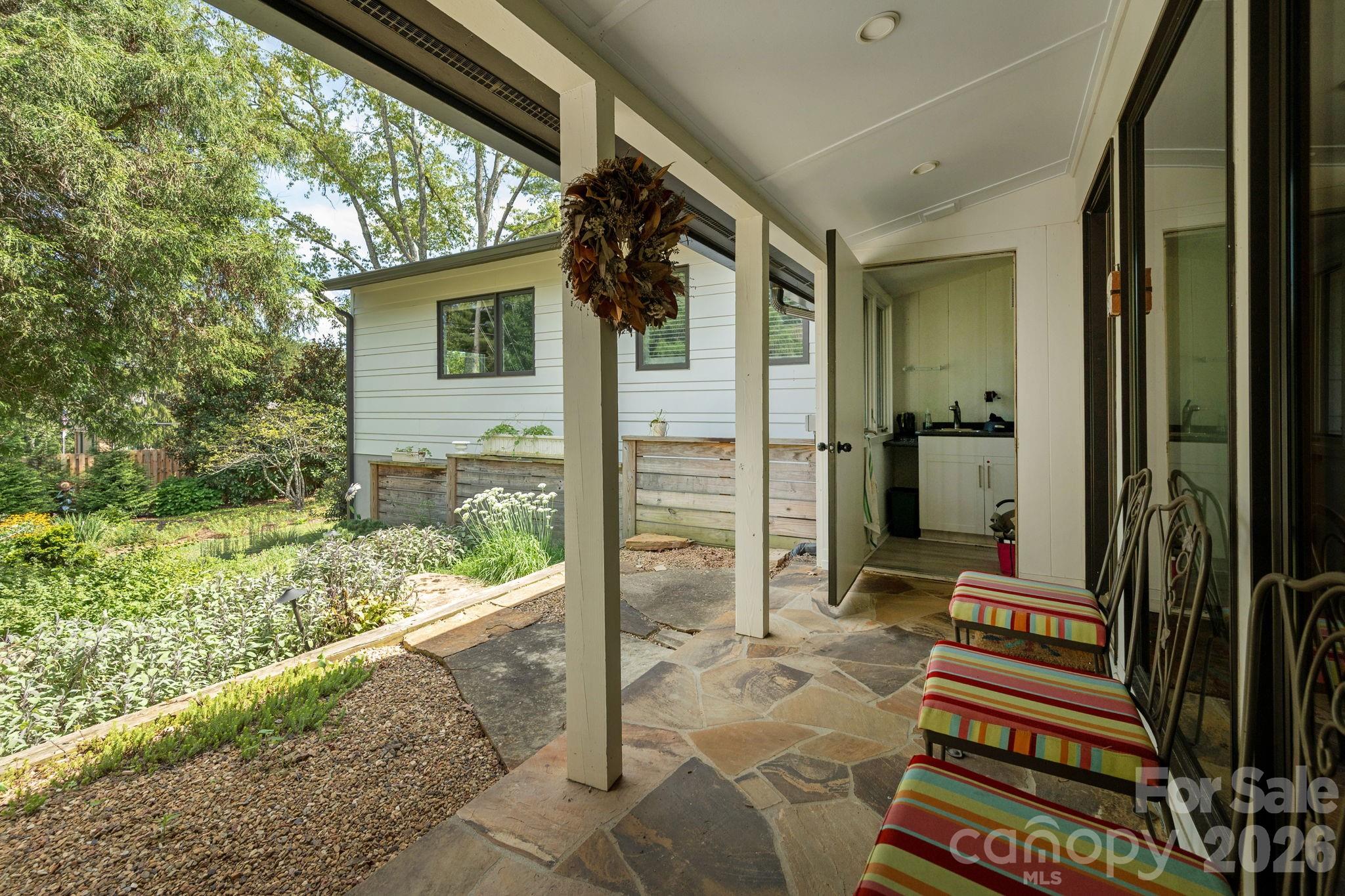28 Forest Road Property Photo 24