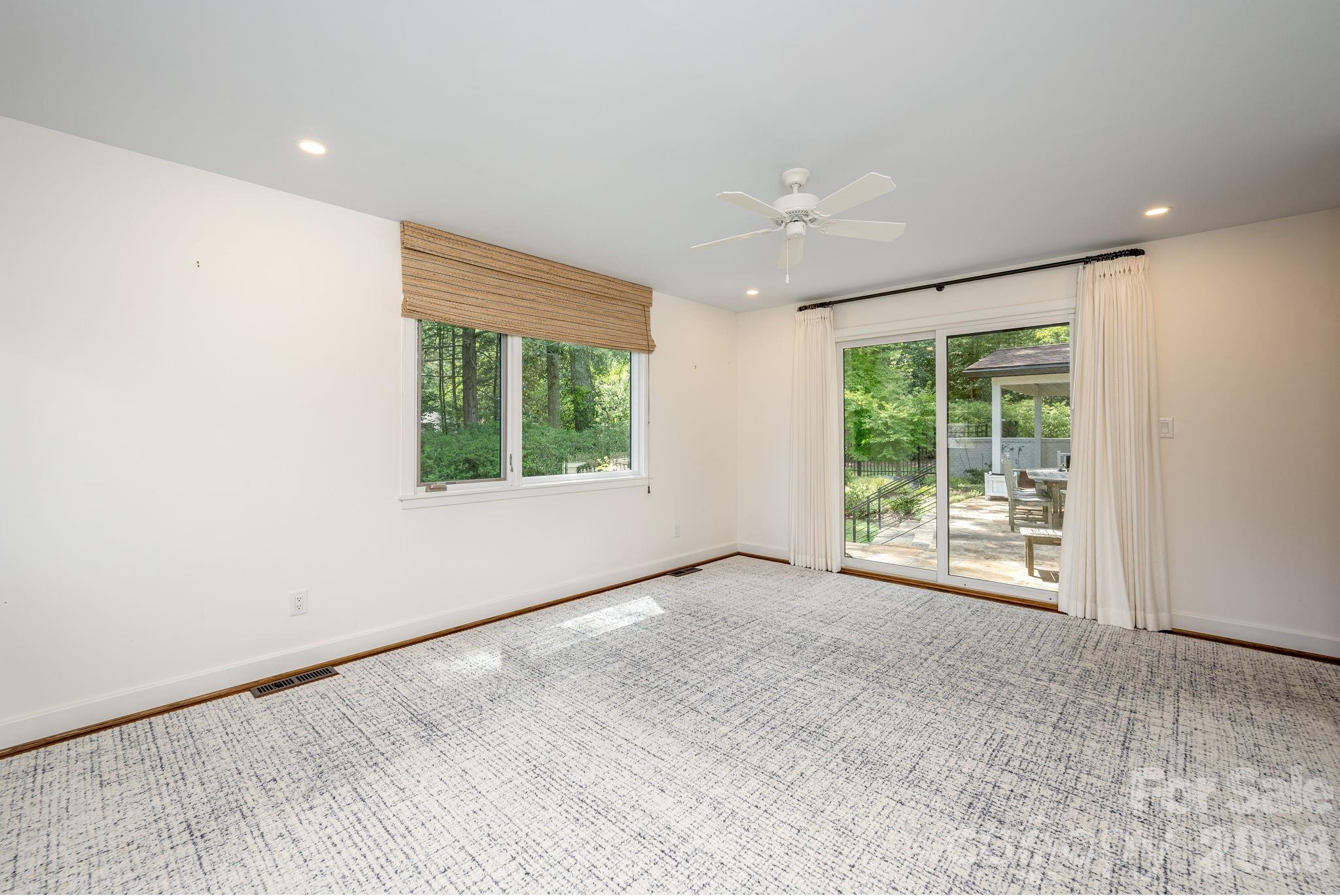 28 Forest Road Property Photo 30
