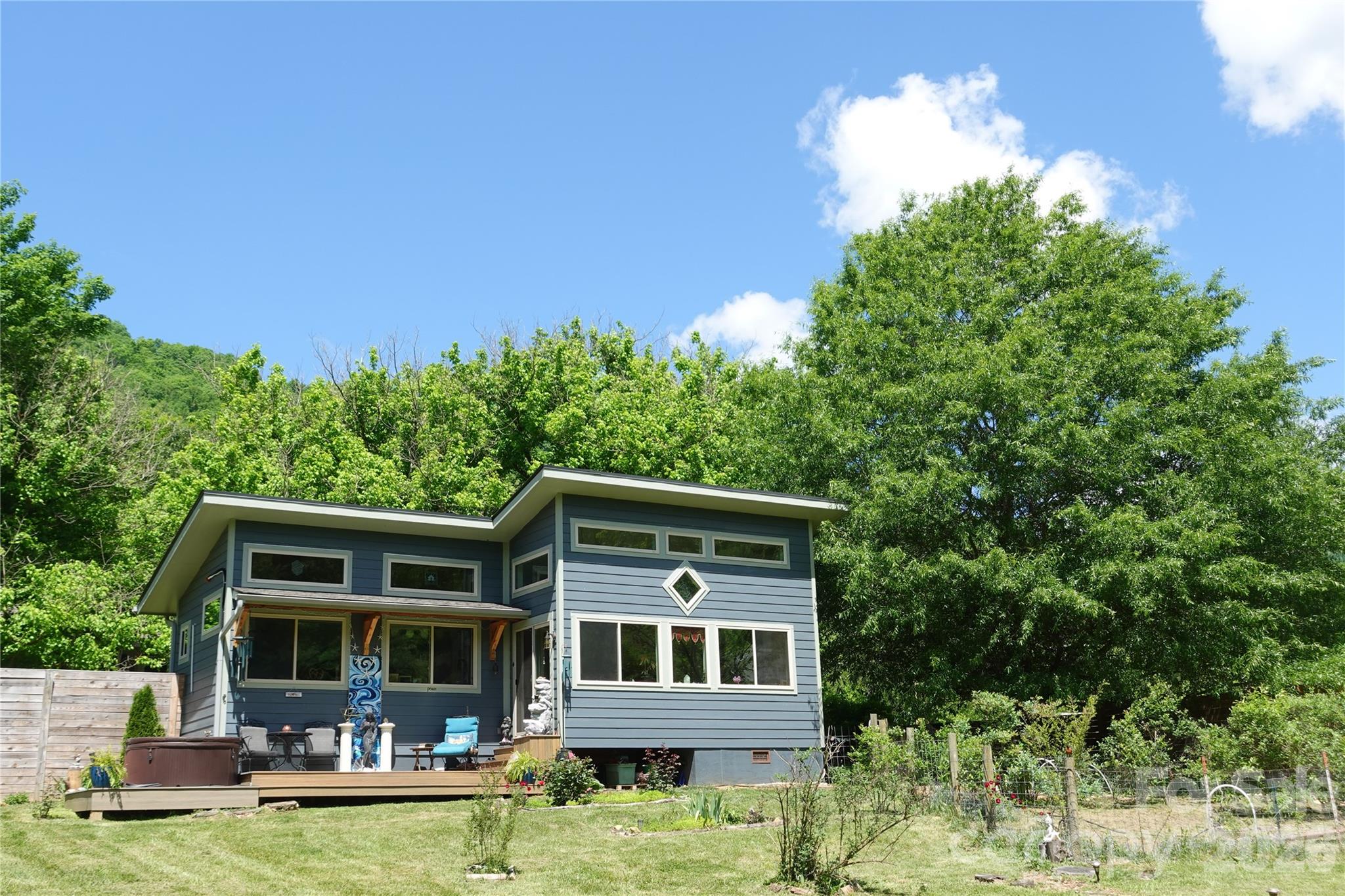 3 Taproot Trail Property Photo 28