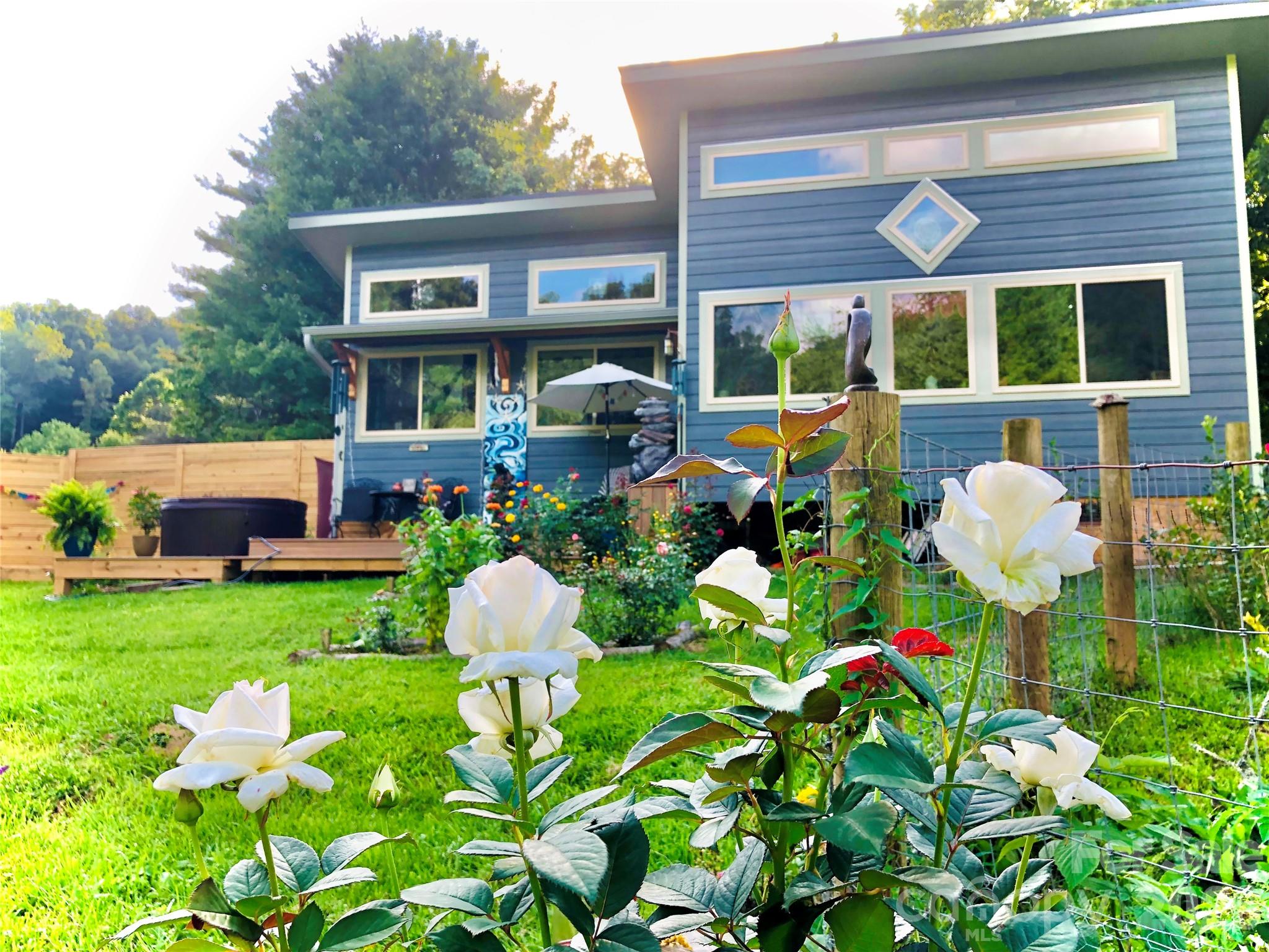 3 Taproot Trail Property Photo 40