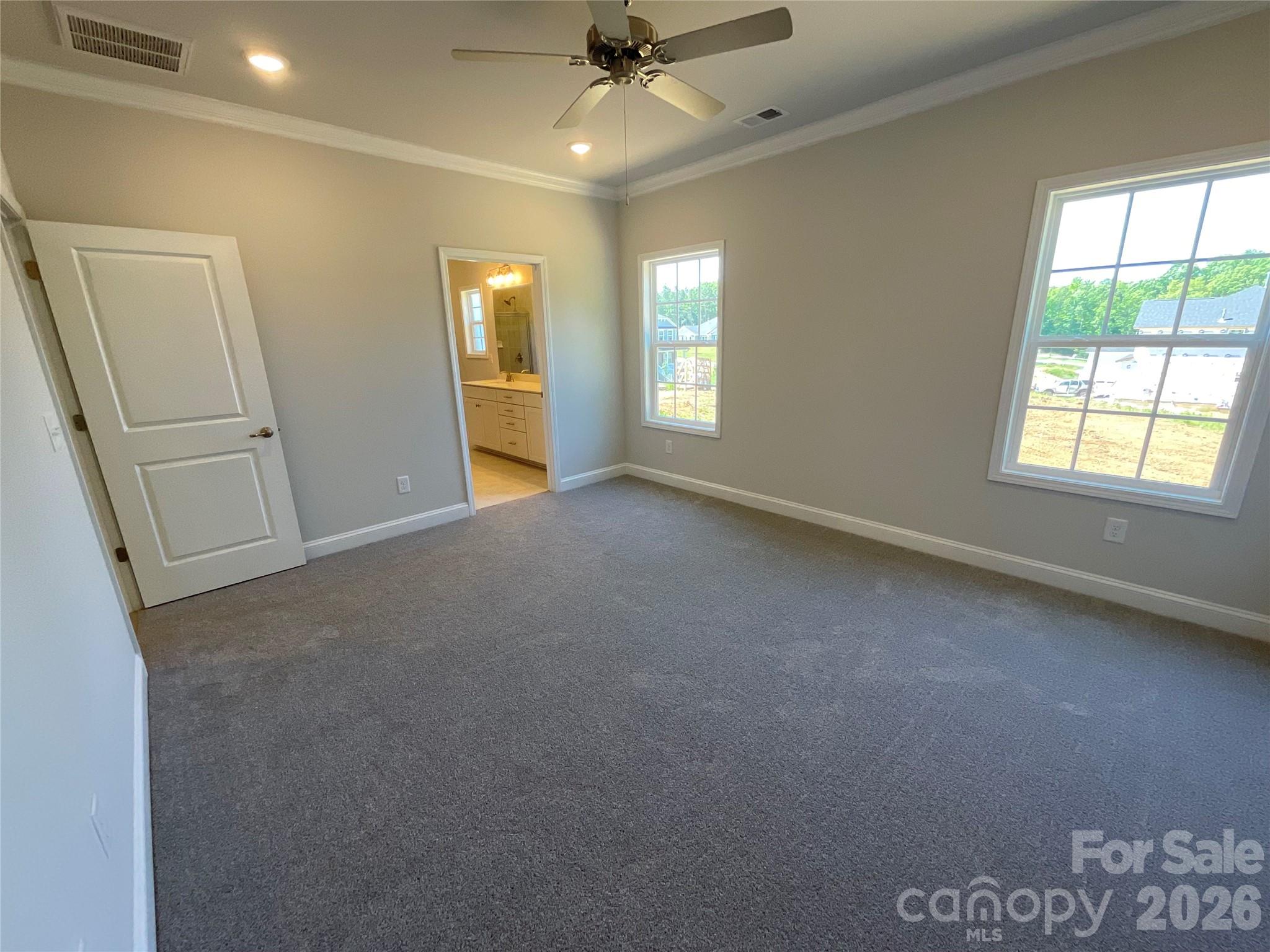 1558 Autumn Lane 118 Property Photo 11