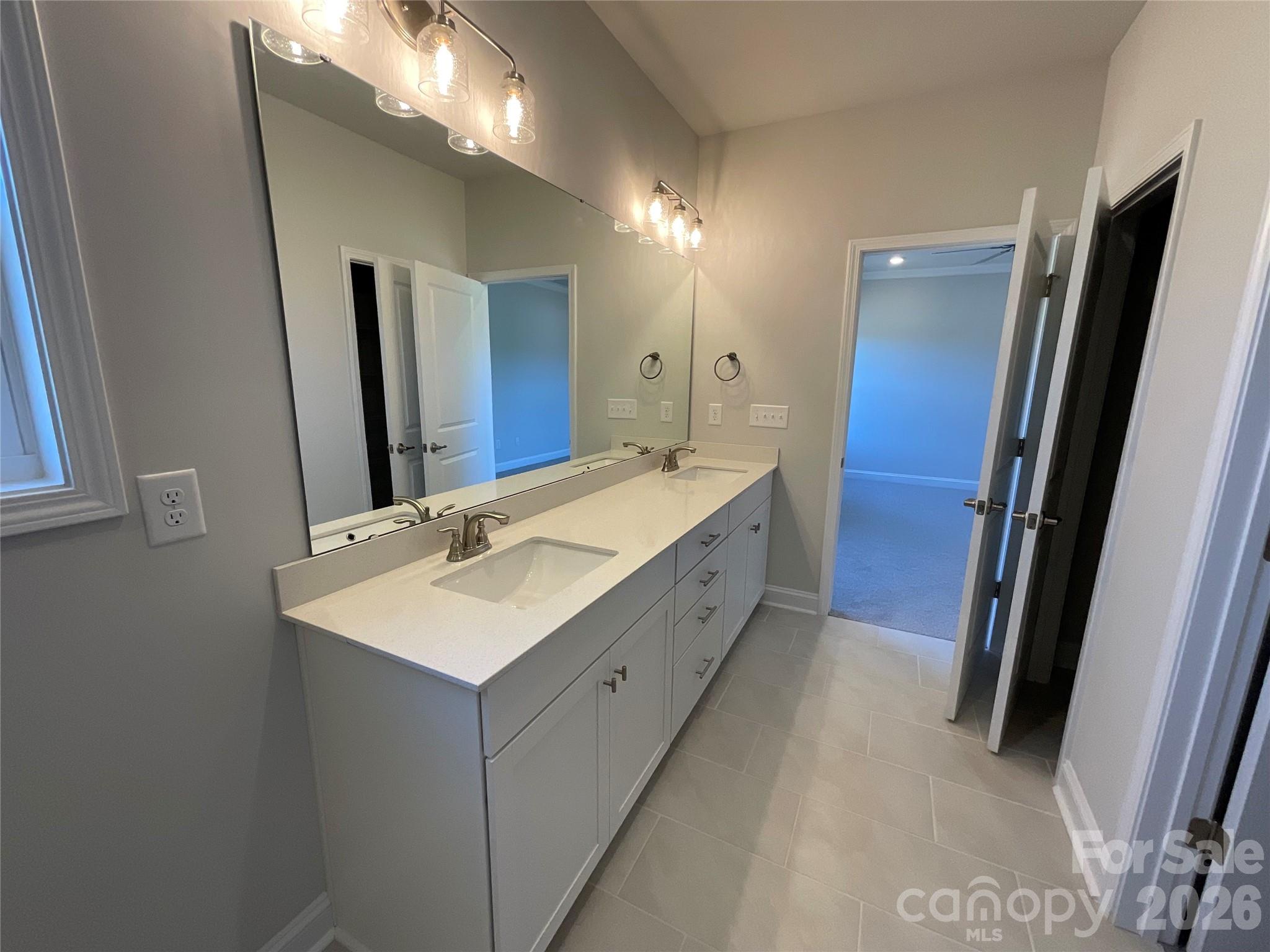 1558 Autumn Lane 118 Property Photo 16