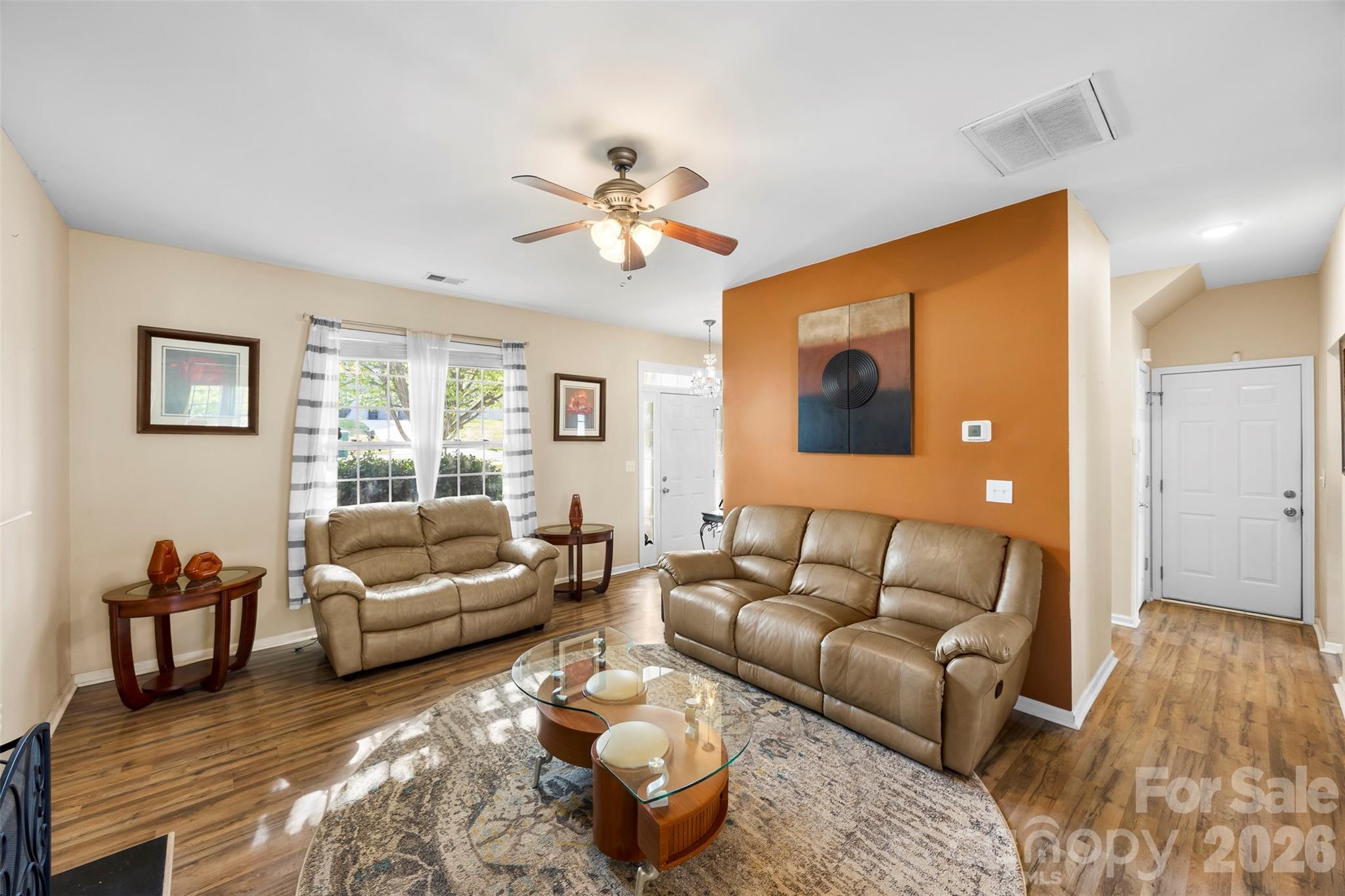 624 Cliffs Inn Circle Property Photo 6