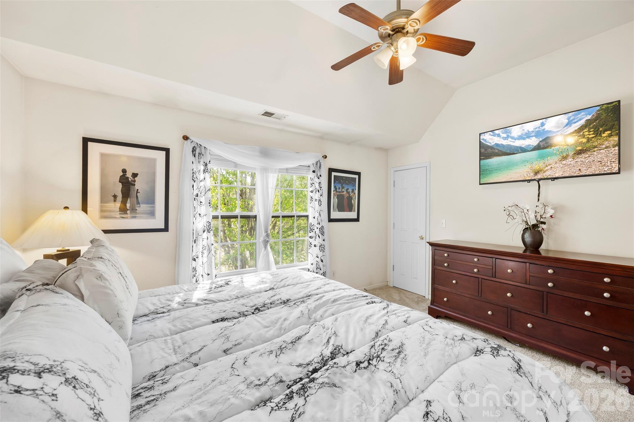 624 Cliffs Inn Circle Property Photo 15