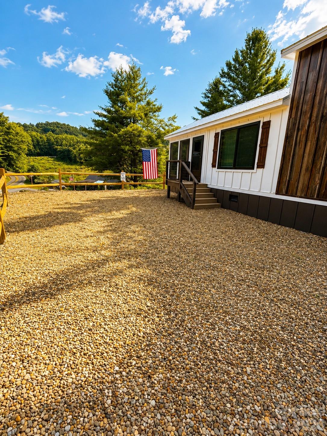 122 Mountain Breeze Ridge Property Photo 4
