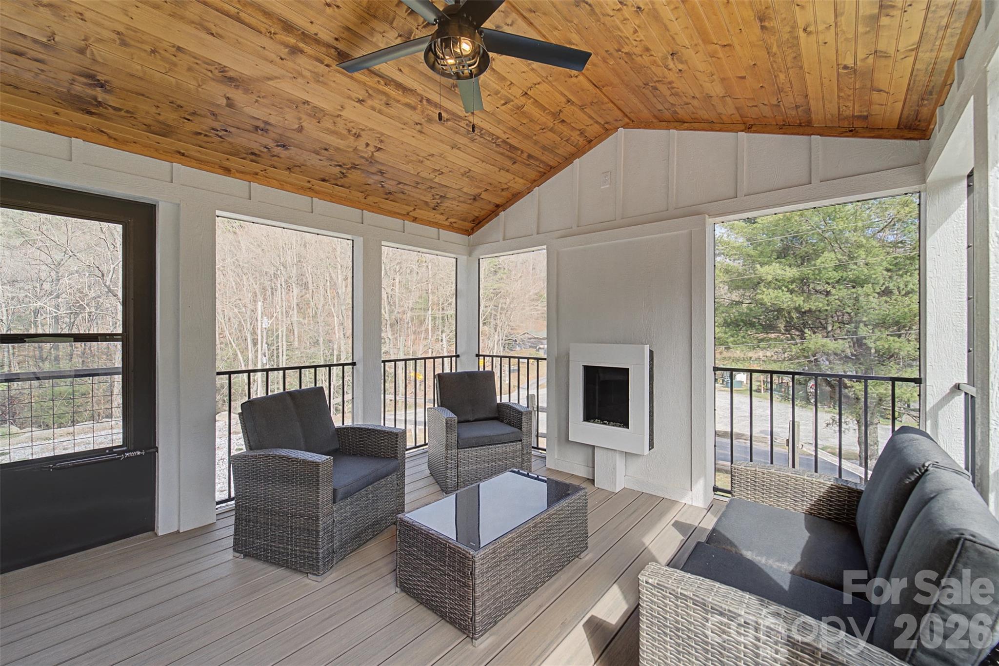 122 Mountain Breeze Ridge Property Photo 6