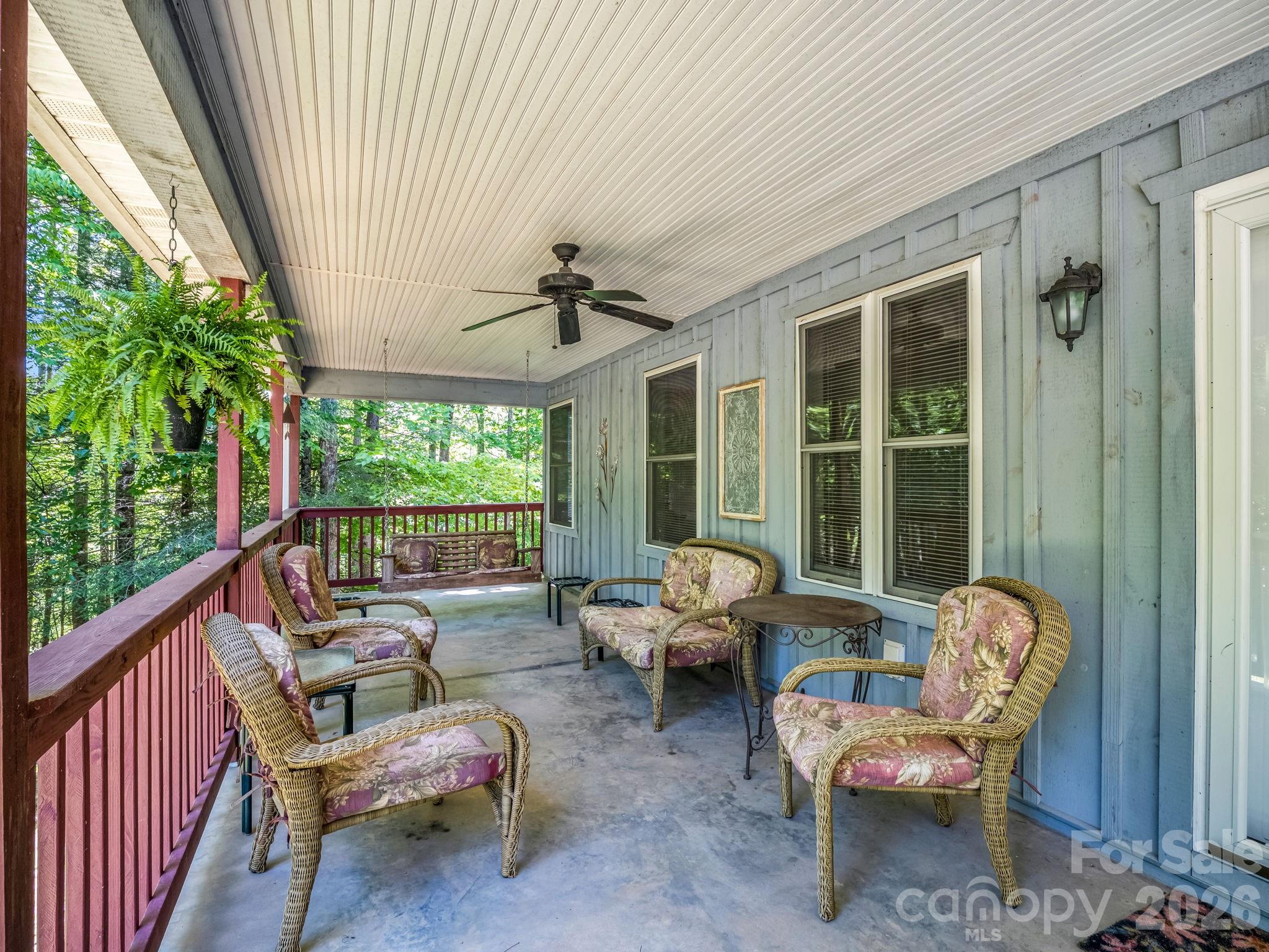 144 Old Homeplace Lane Property Photo 5