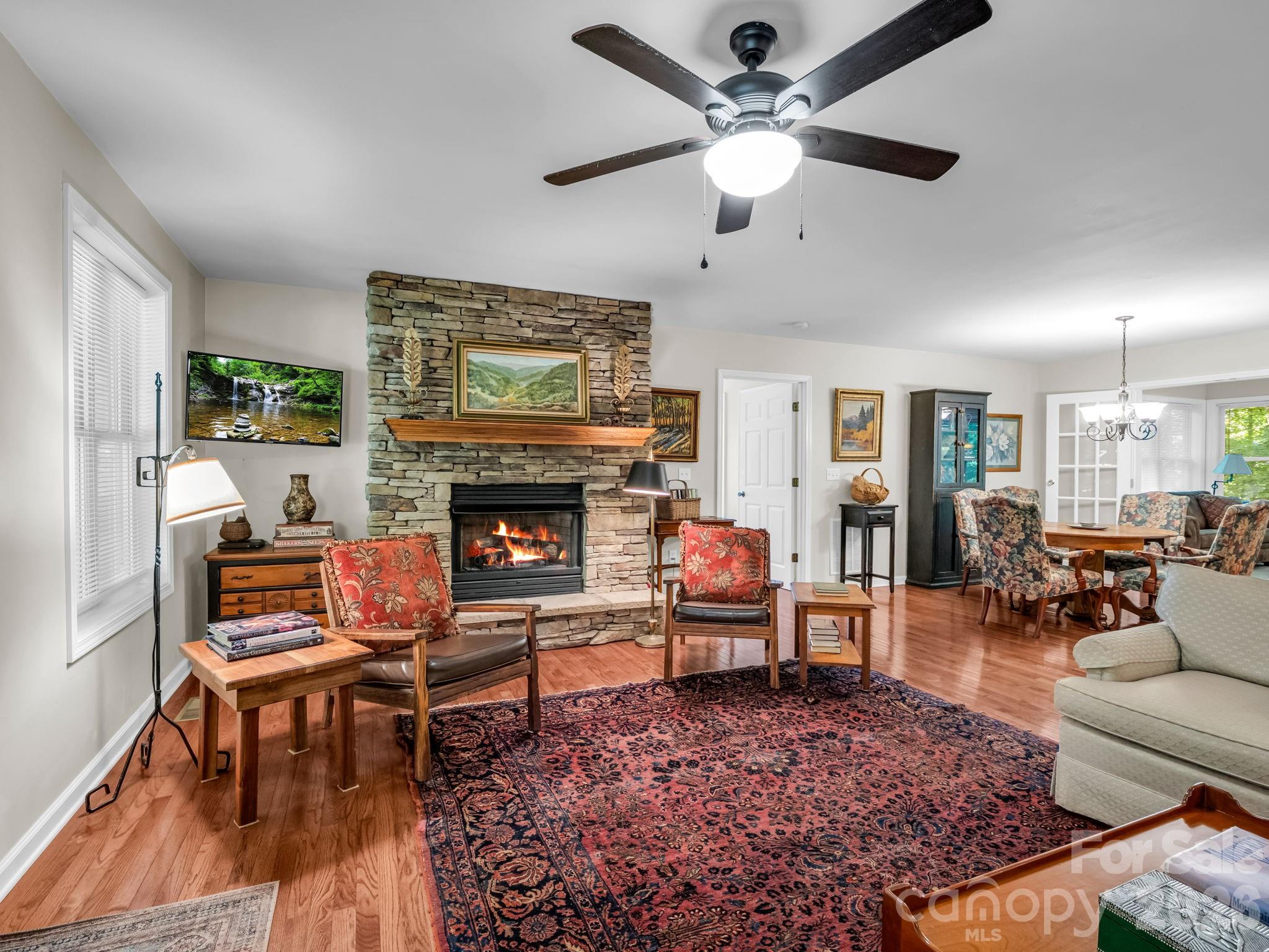 144 Old Homeplace Lane Property Photo 8