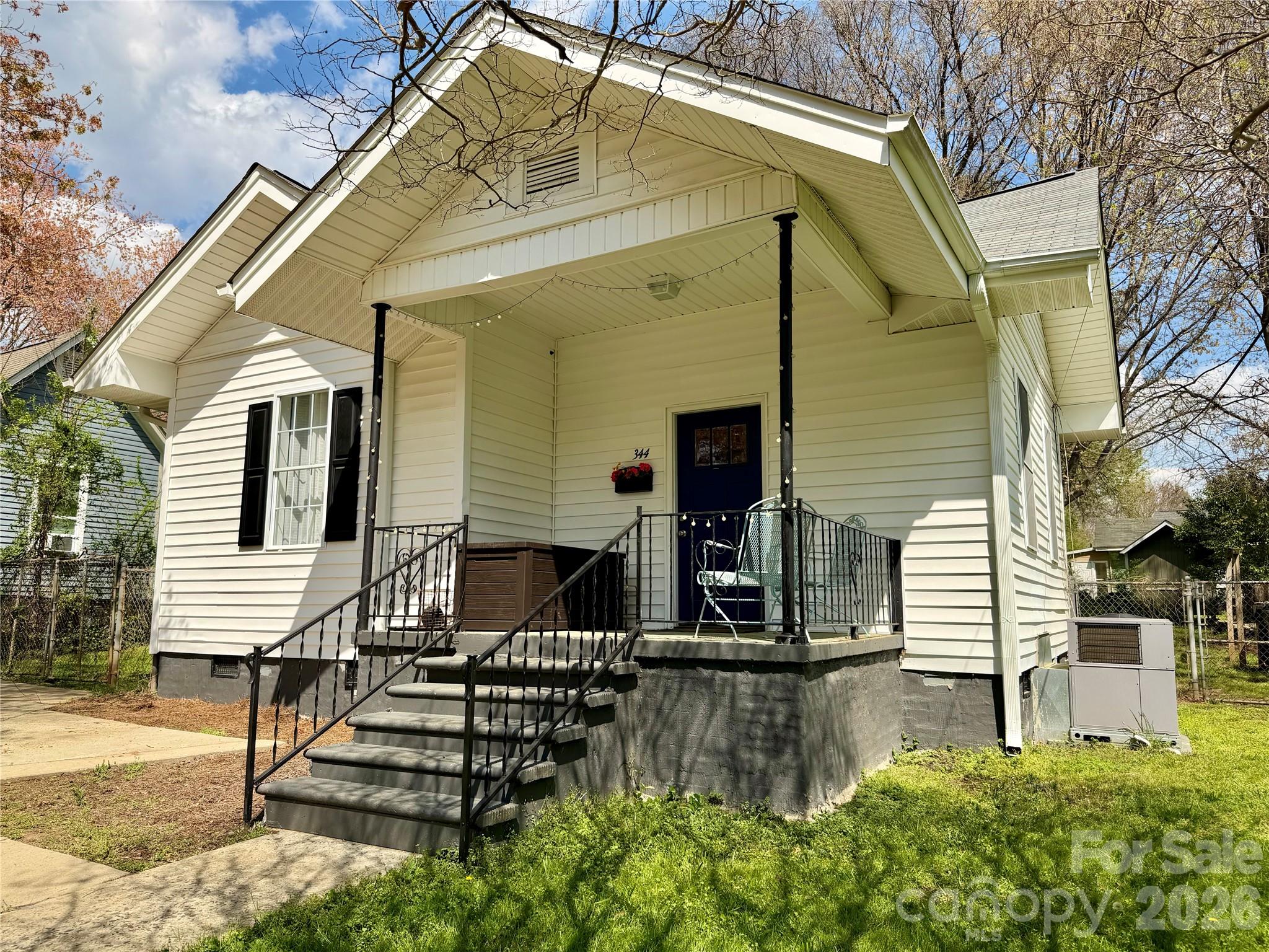 344 Long Street Property Photo 2