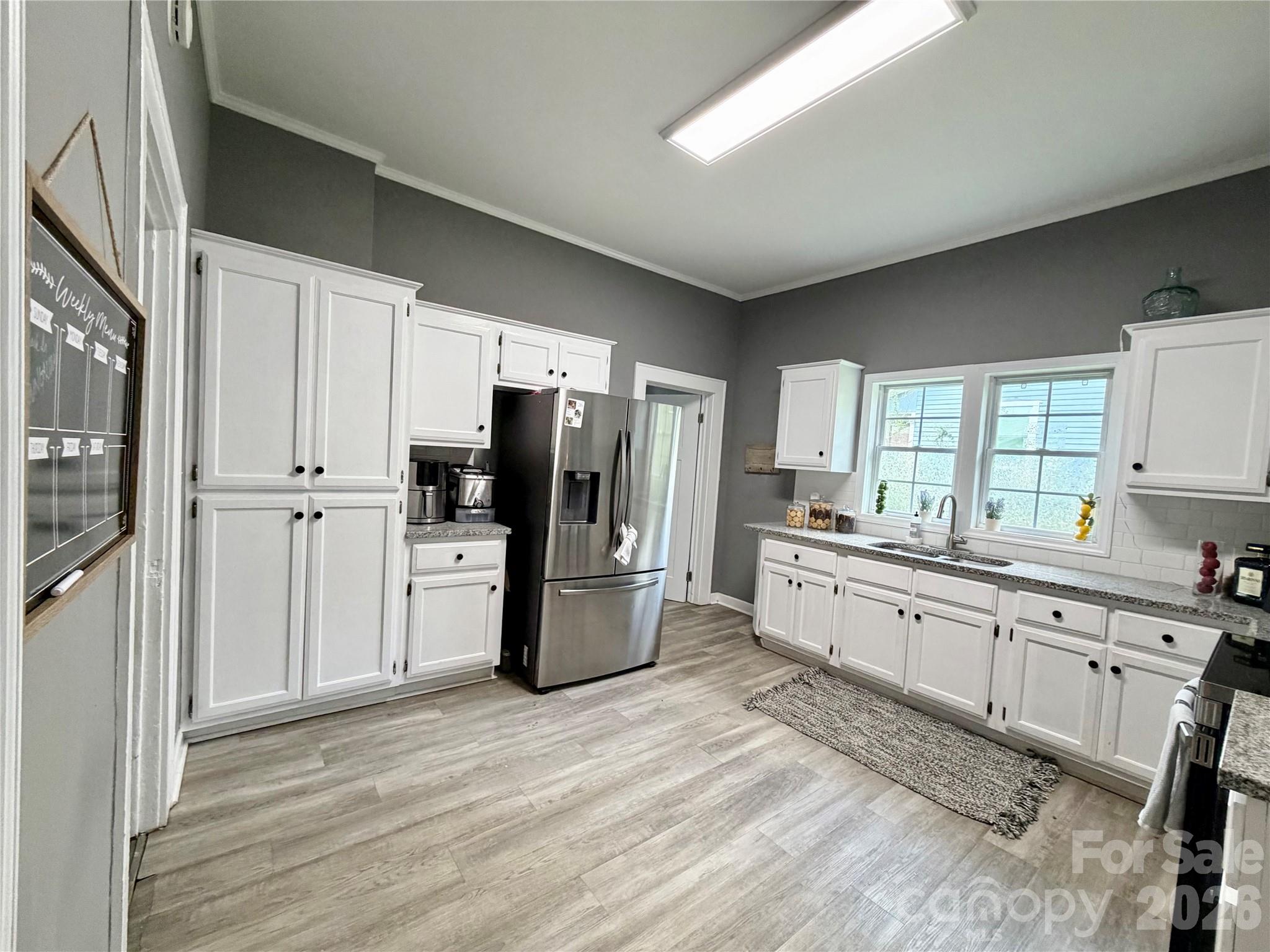 344 Long Street Property Photo 8