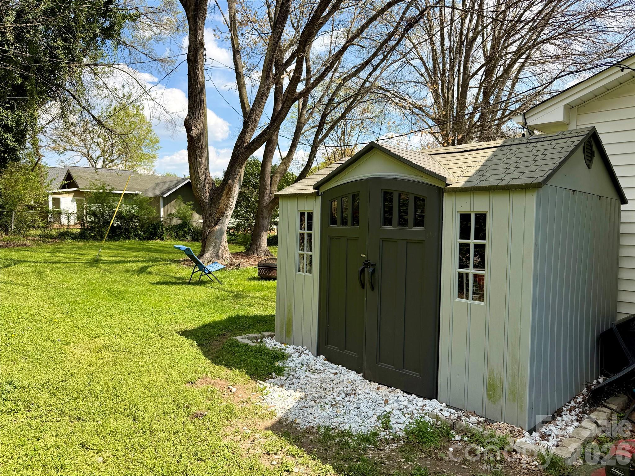 344 Long Street Property Photo 23