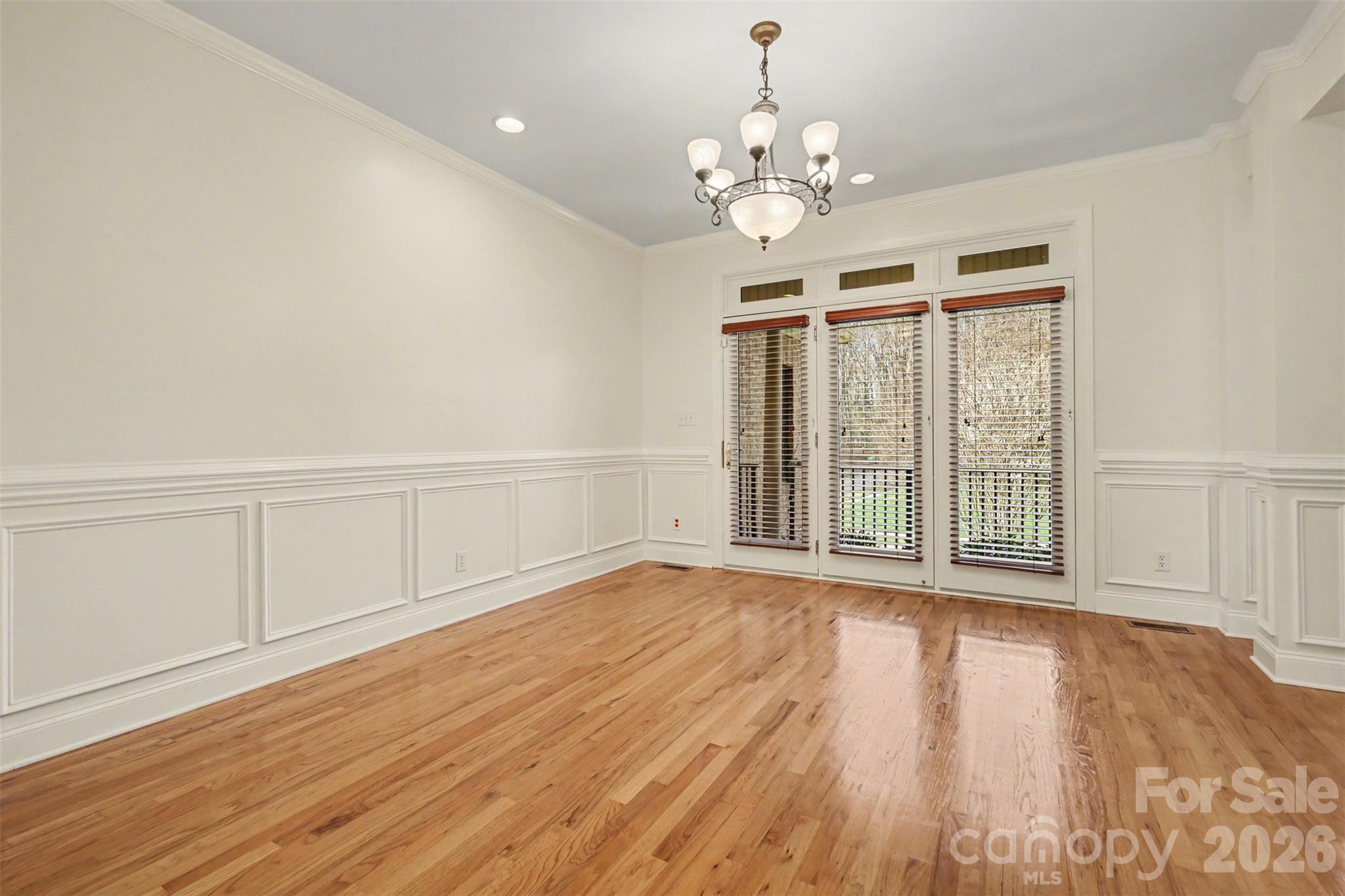 402 Rugby Road Property Photo 26