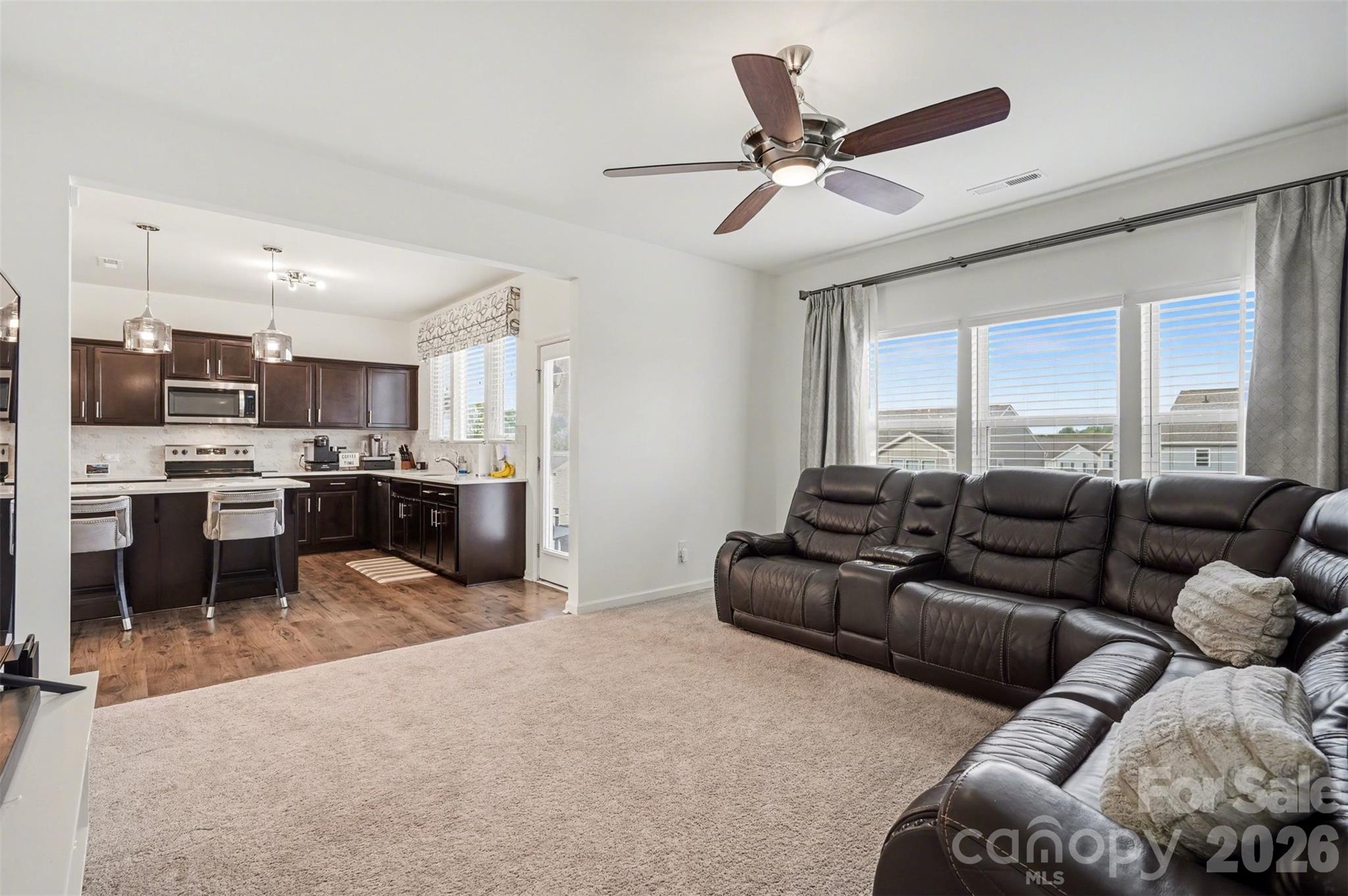 6320 Clarisse Drive Property Photo 10