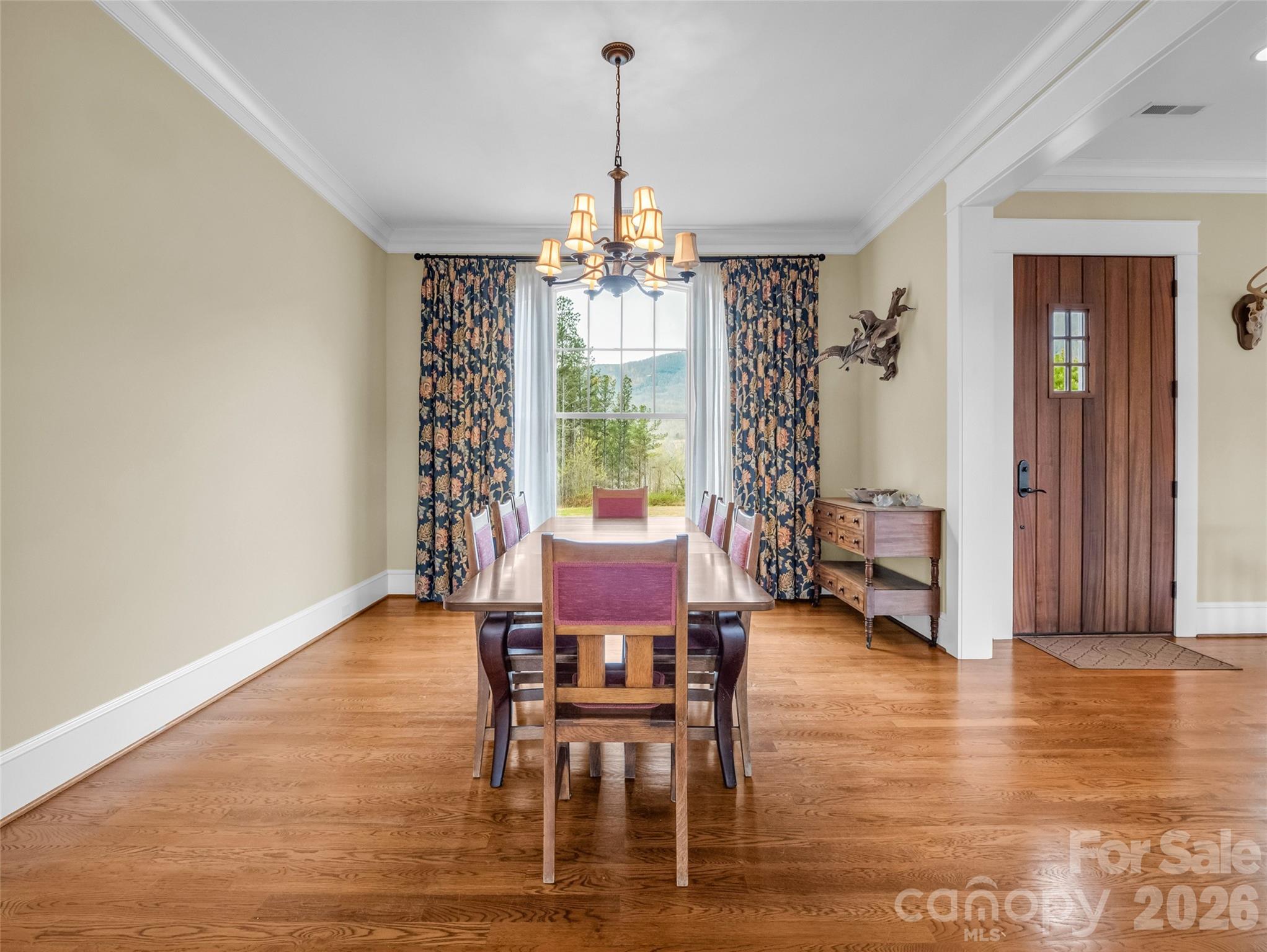 565 Chestertown Drive Property Photo 15