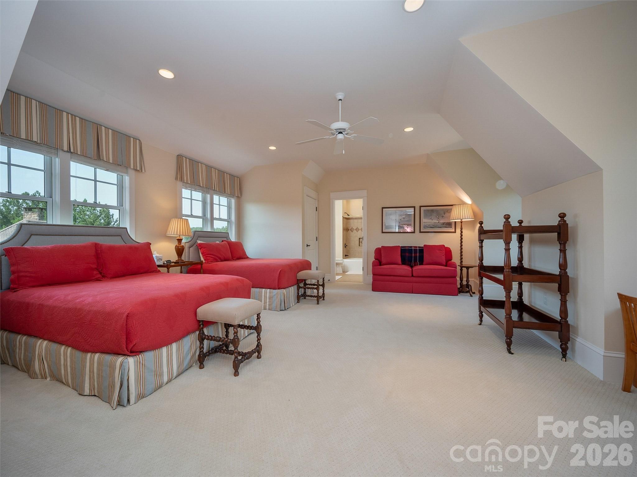 565 Chestertown Drive Property Photo 32