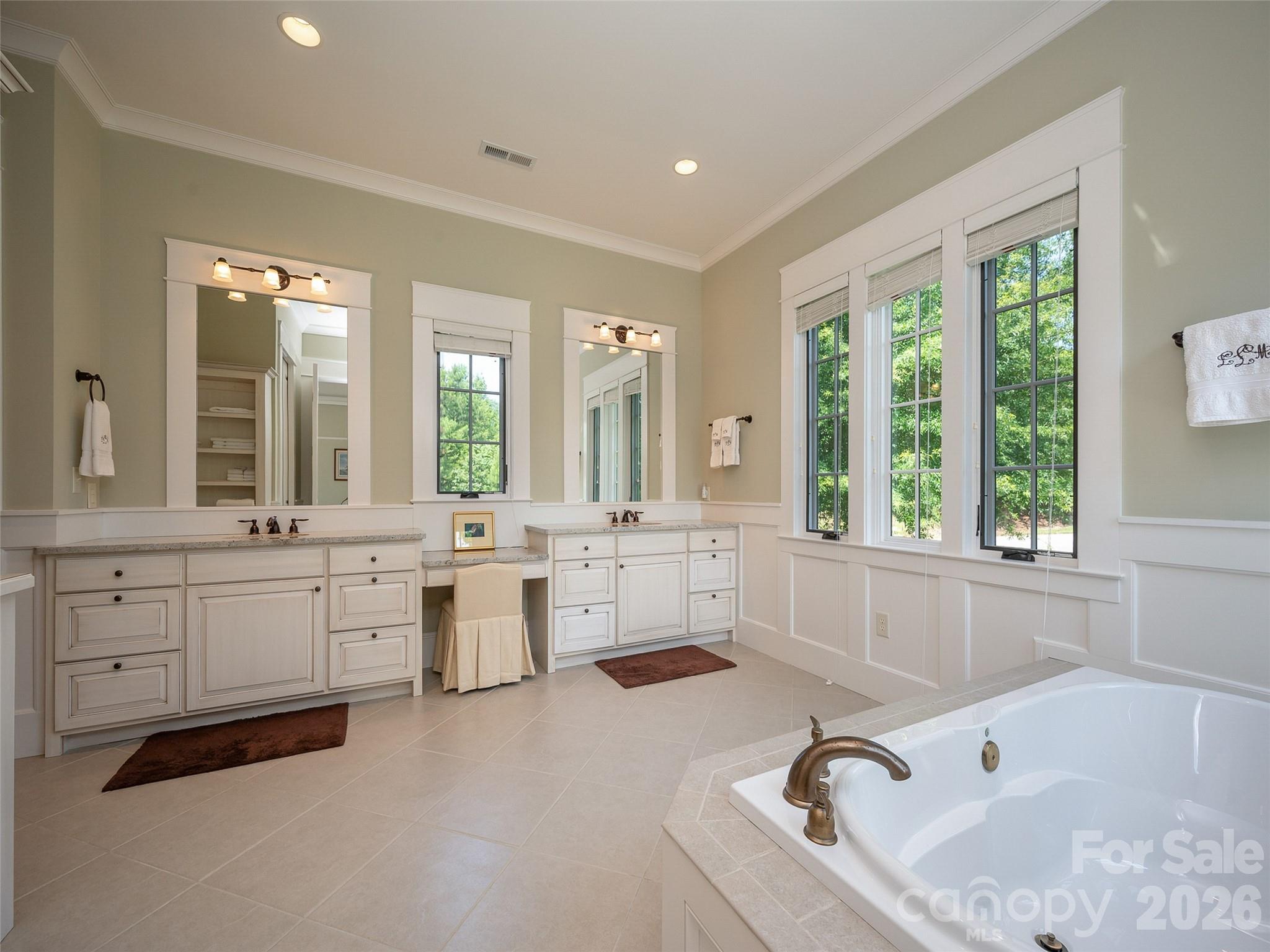 565 Chestertown Drive Property Photo 35