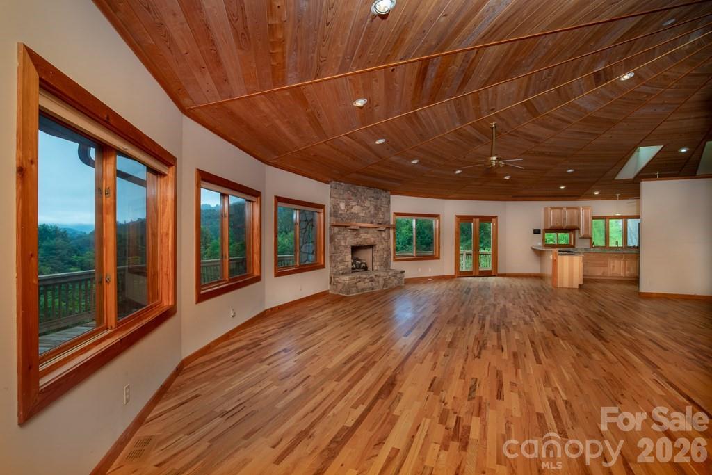 417 Quiet Forest Lane Property Photo 8
