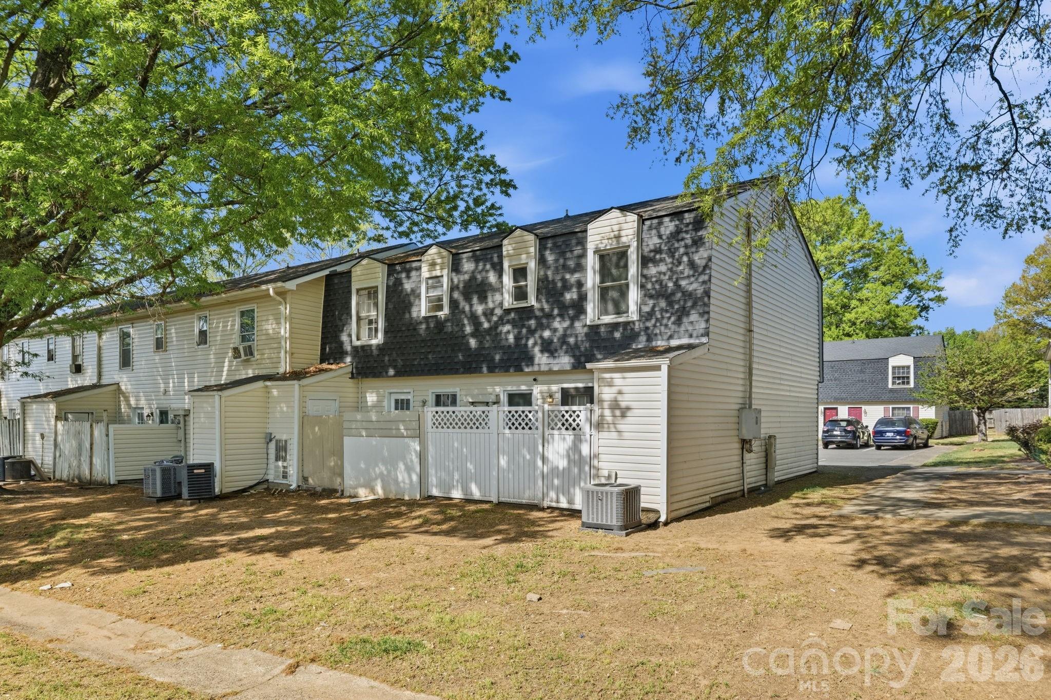 2220 Yorkhills Drive 2 Property Photo 23