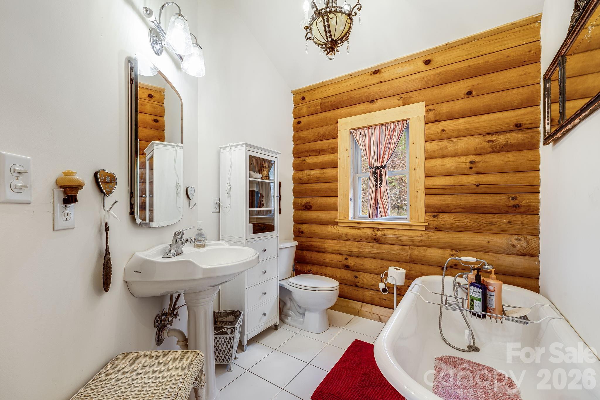 409 Hamlet Drive Property Photo 10
