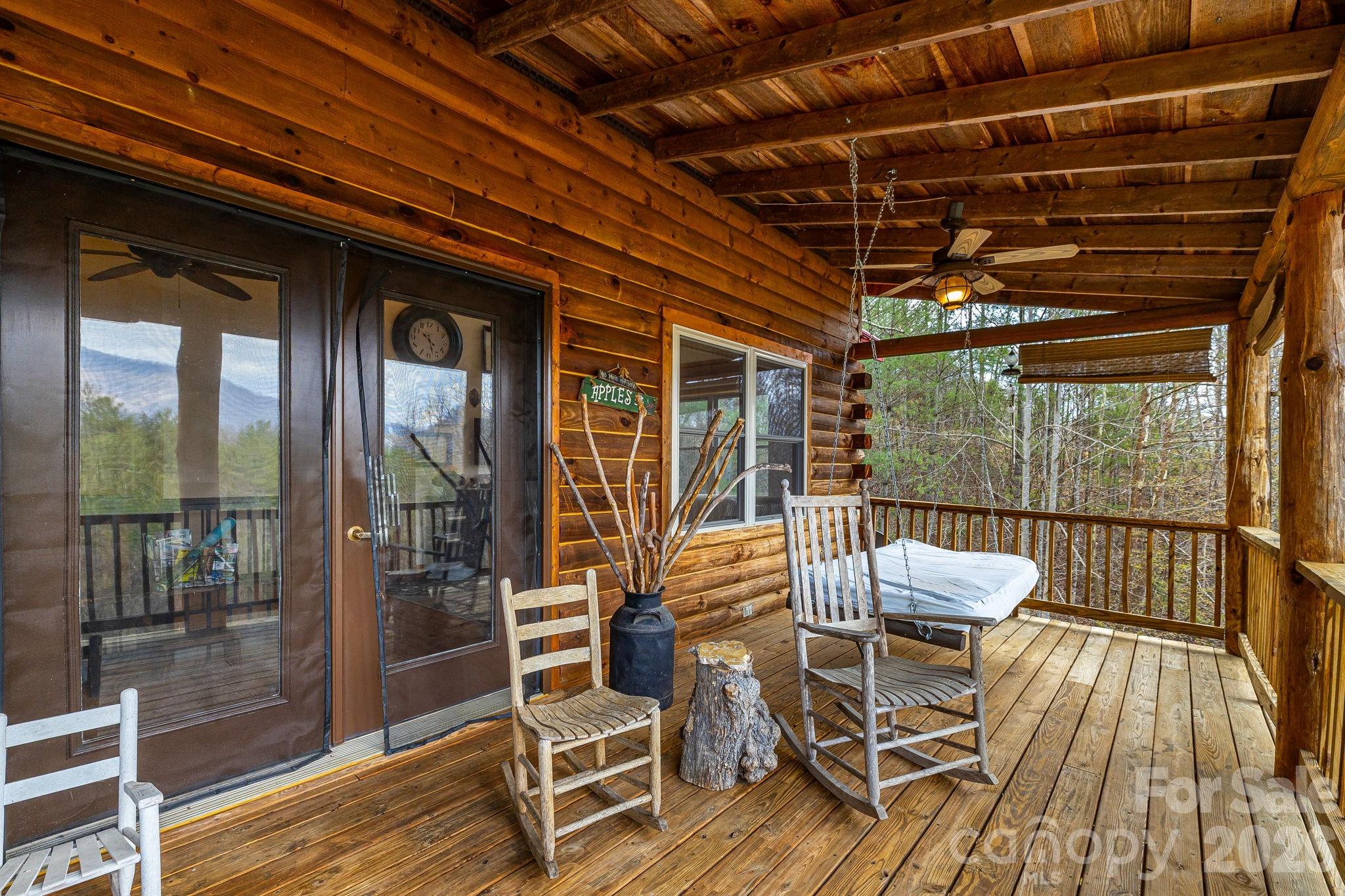 409 Hamlet Drive Property Photo 17