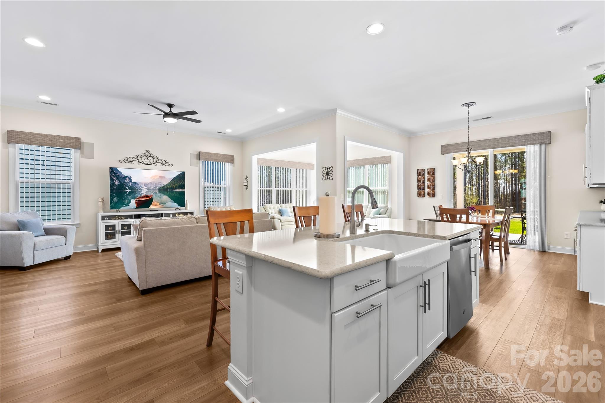 454 Bowline Drive Property Photo 6