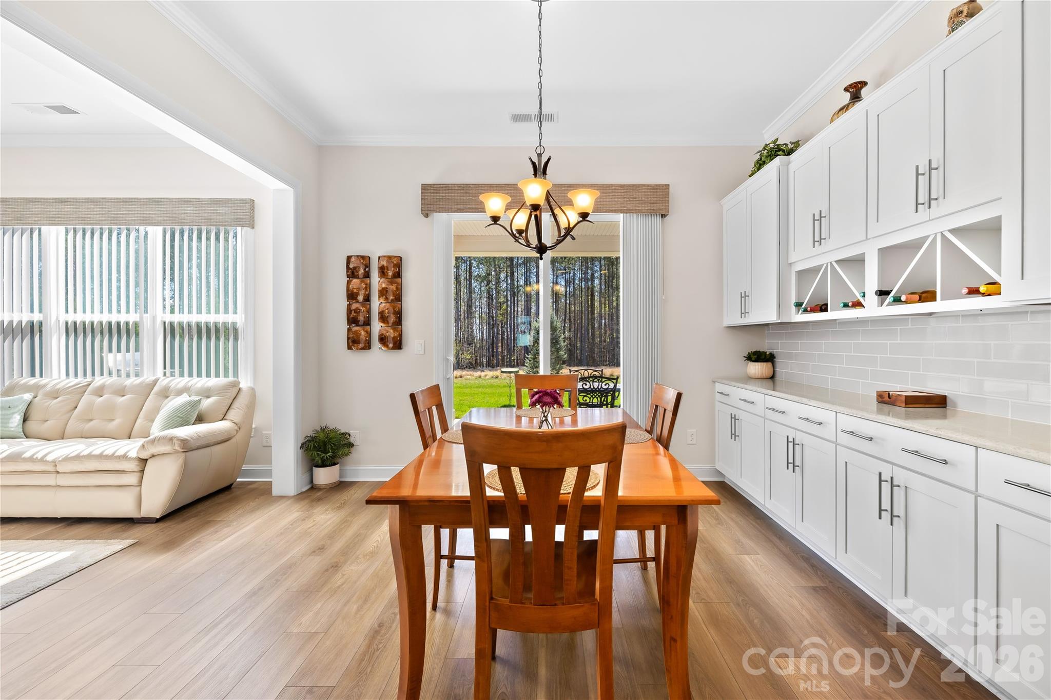454 Bowline Drive Property Photo 12