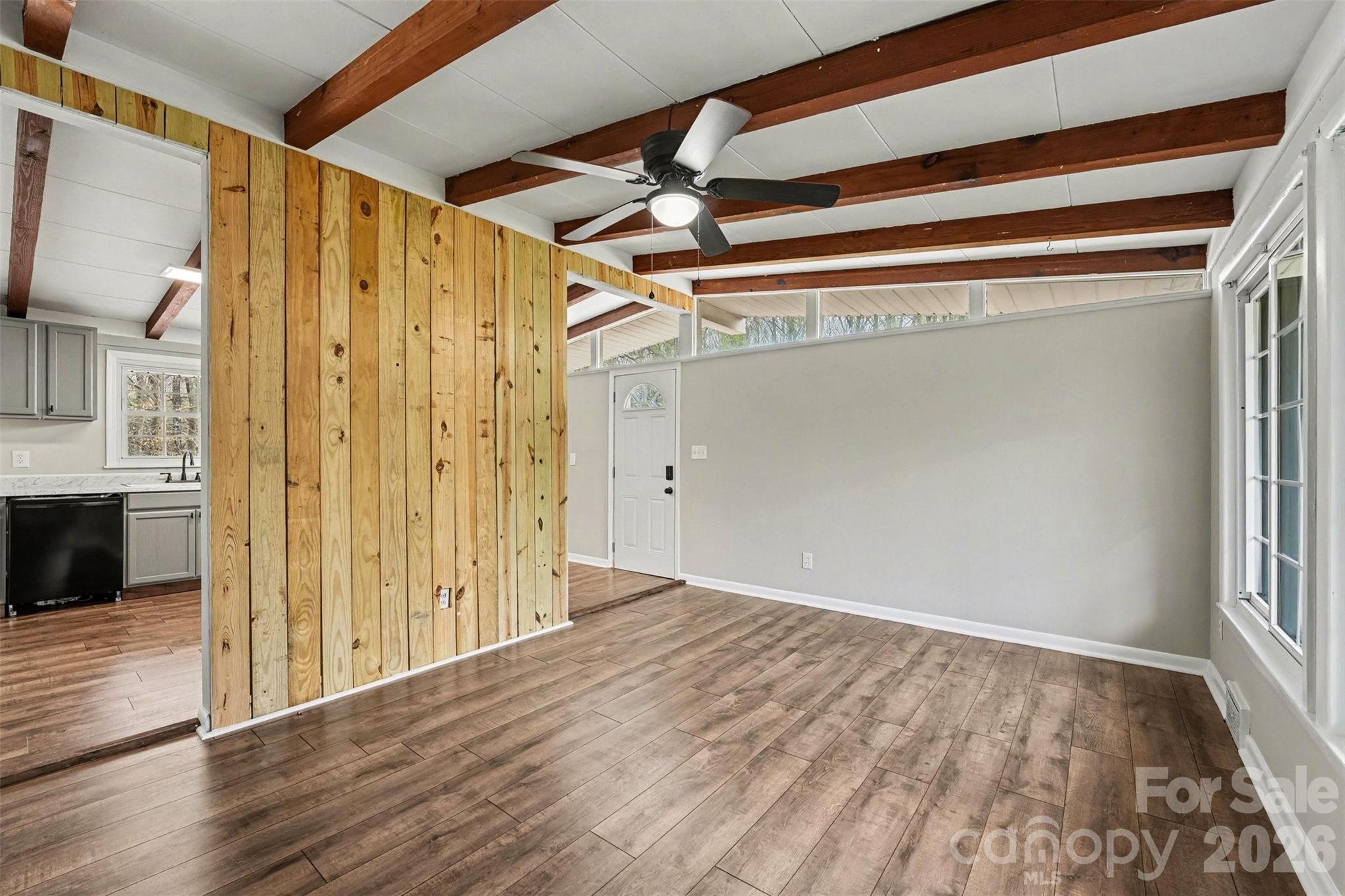 518 Annex Avenue Property Photo 7
