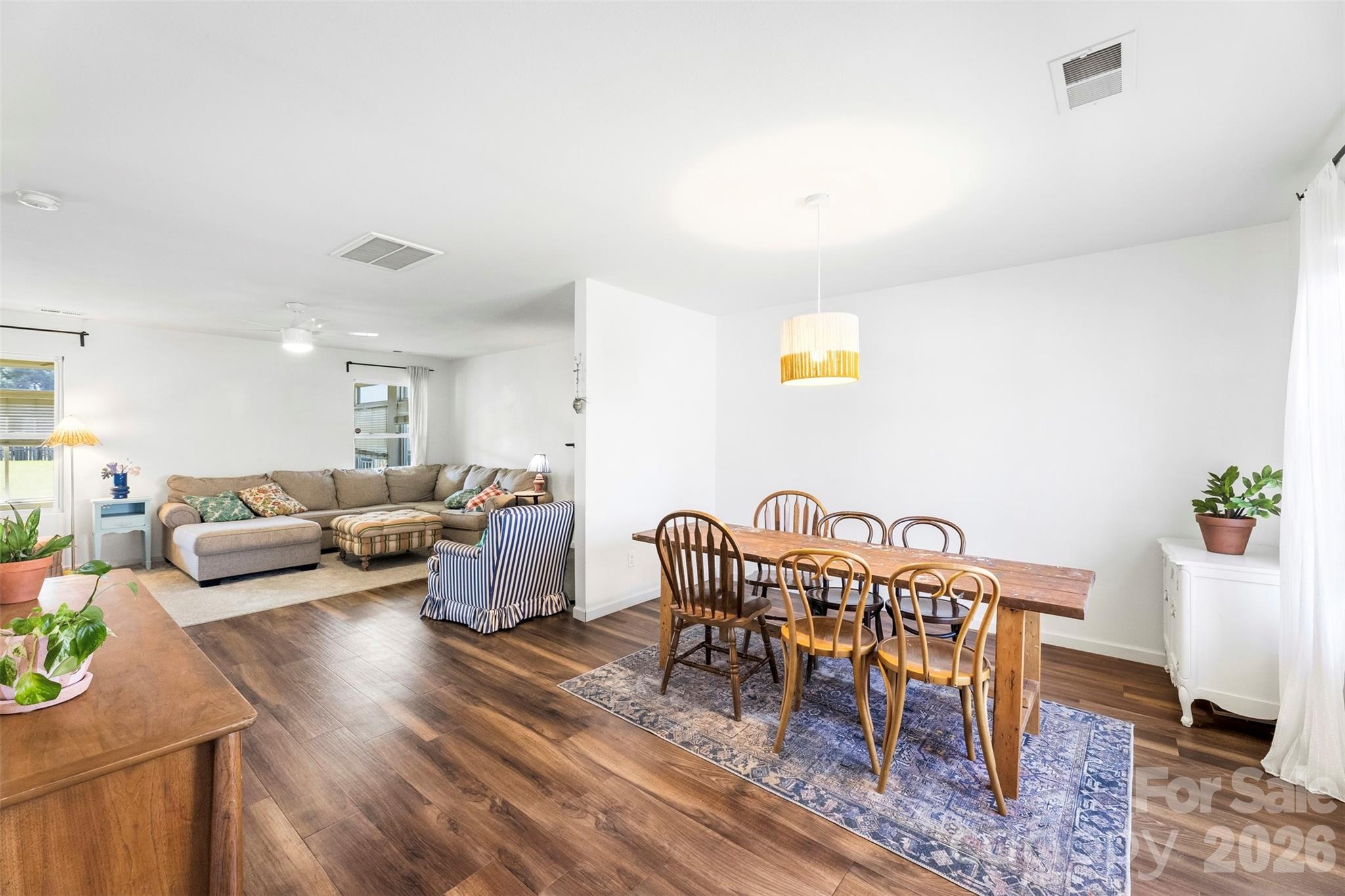 9610 Duxford Lane Property Photo 5