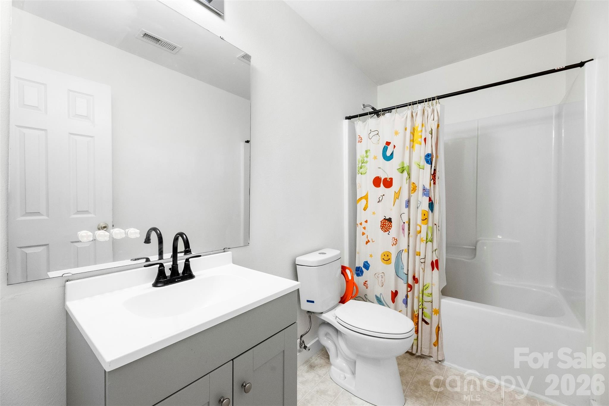 9610 Duxford Lane Property Photo 15