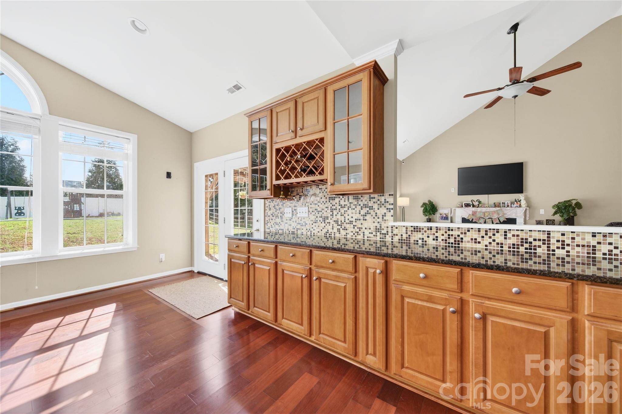 851 Brookdale Lane Property Photo 7