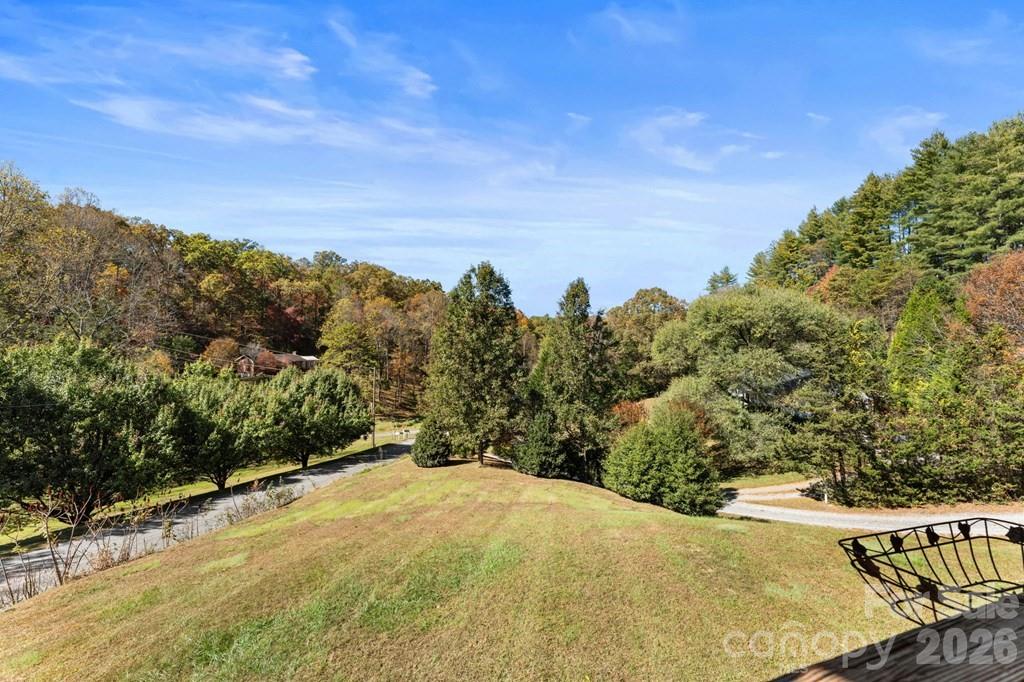 44 Ellistone Court Property Photo 10