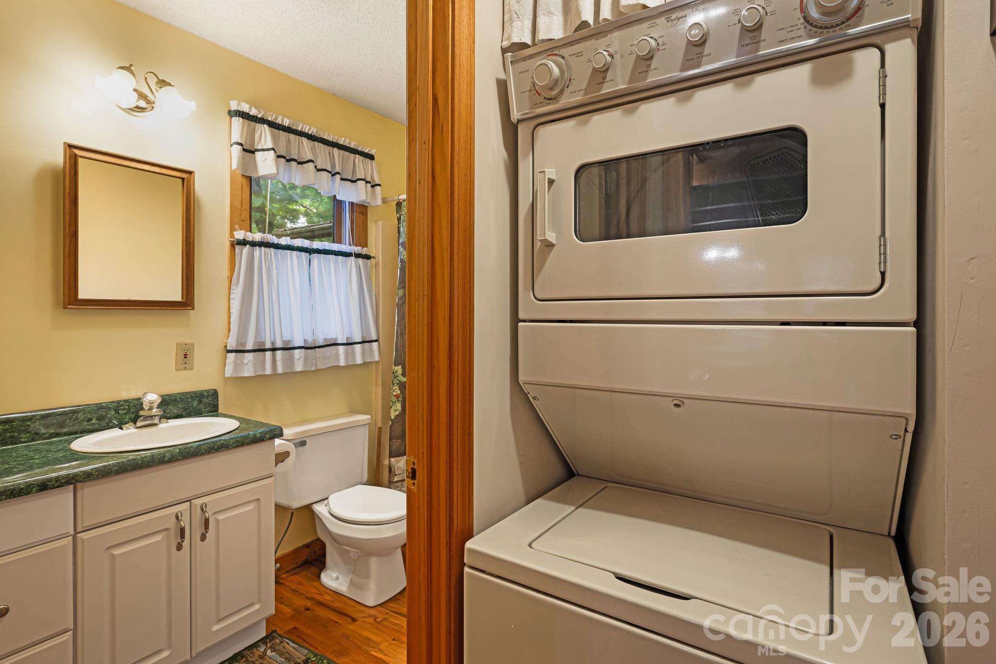 180 Grace Way Property Photo 15