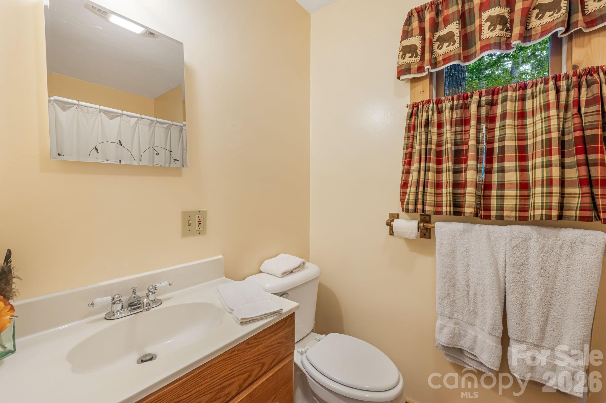 180 Grace Way Property Photo 23