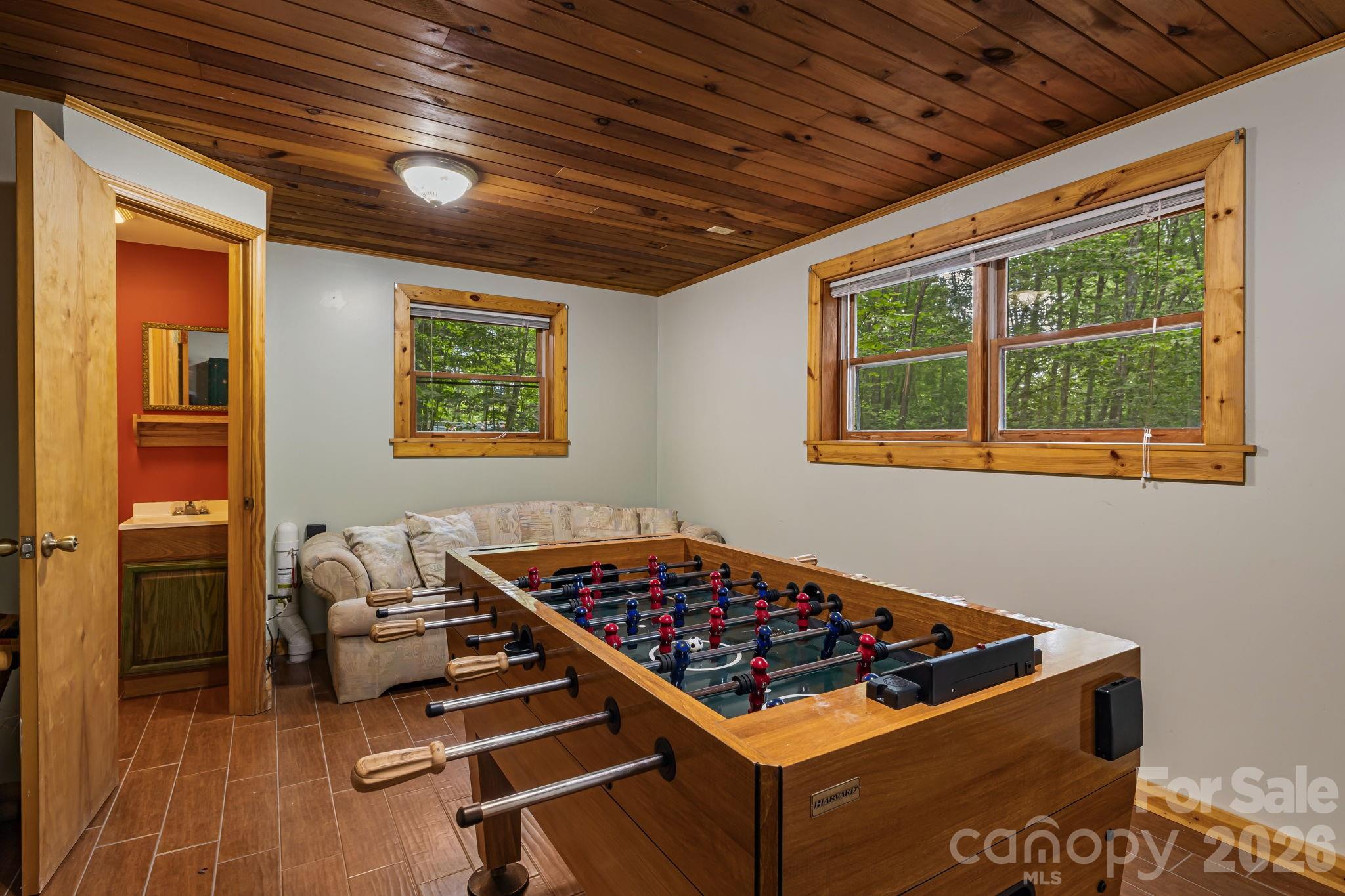 180 Grace Way Property Photo 29